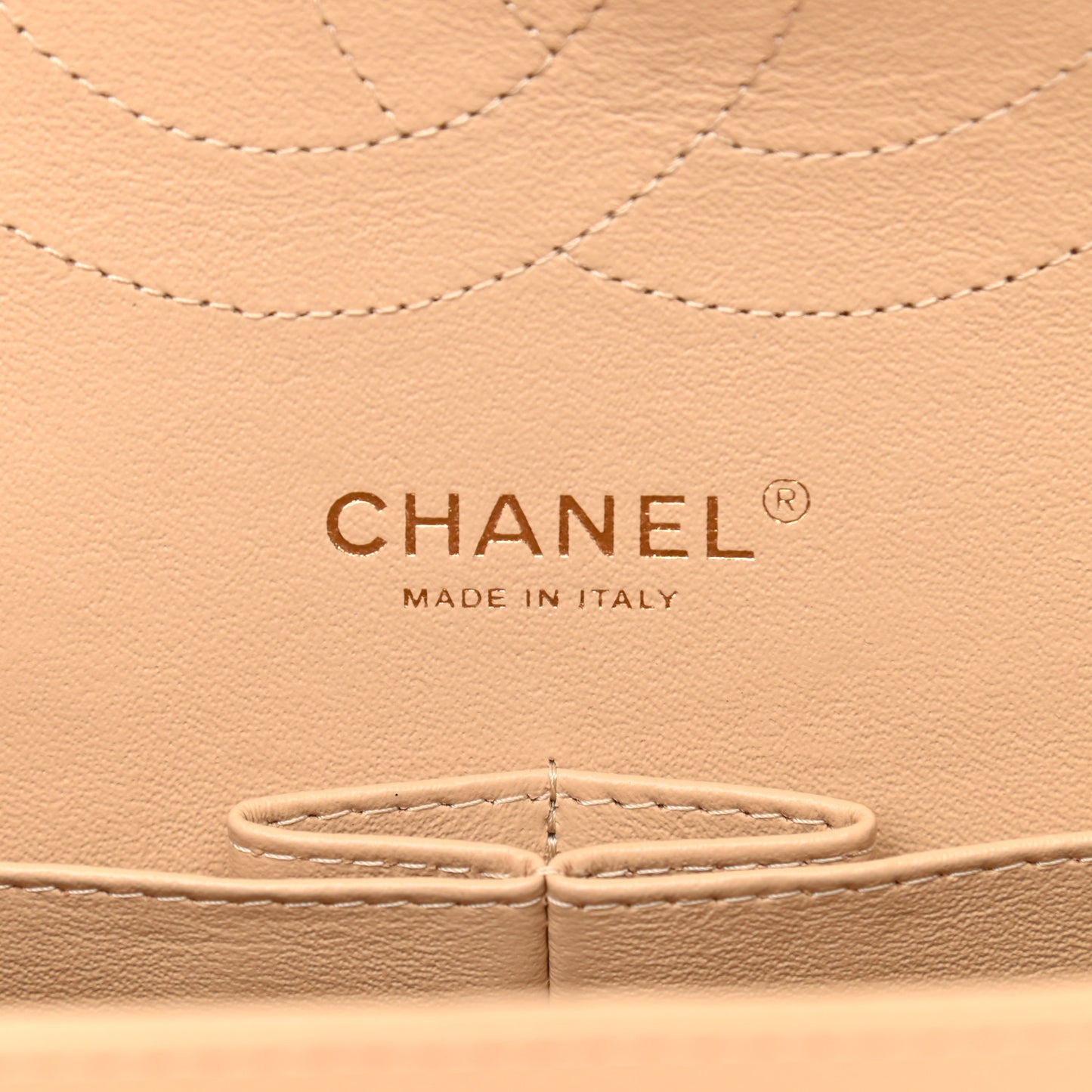 Caviar Quilted Jumbo Double Flap Beige Clair