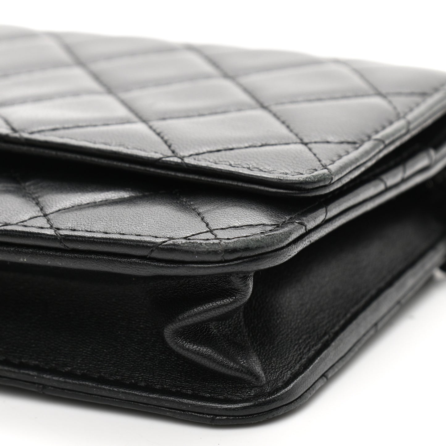 Lambskin Quilted Wallet On Chain WOC Black