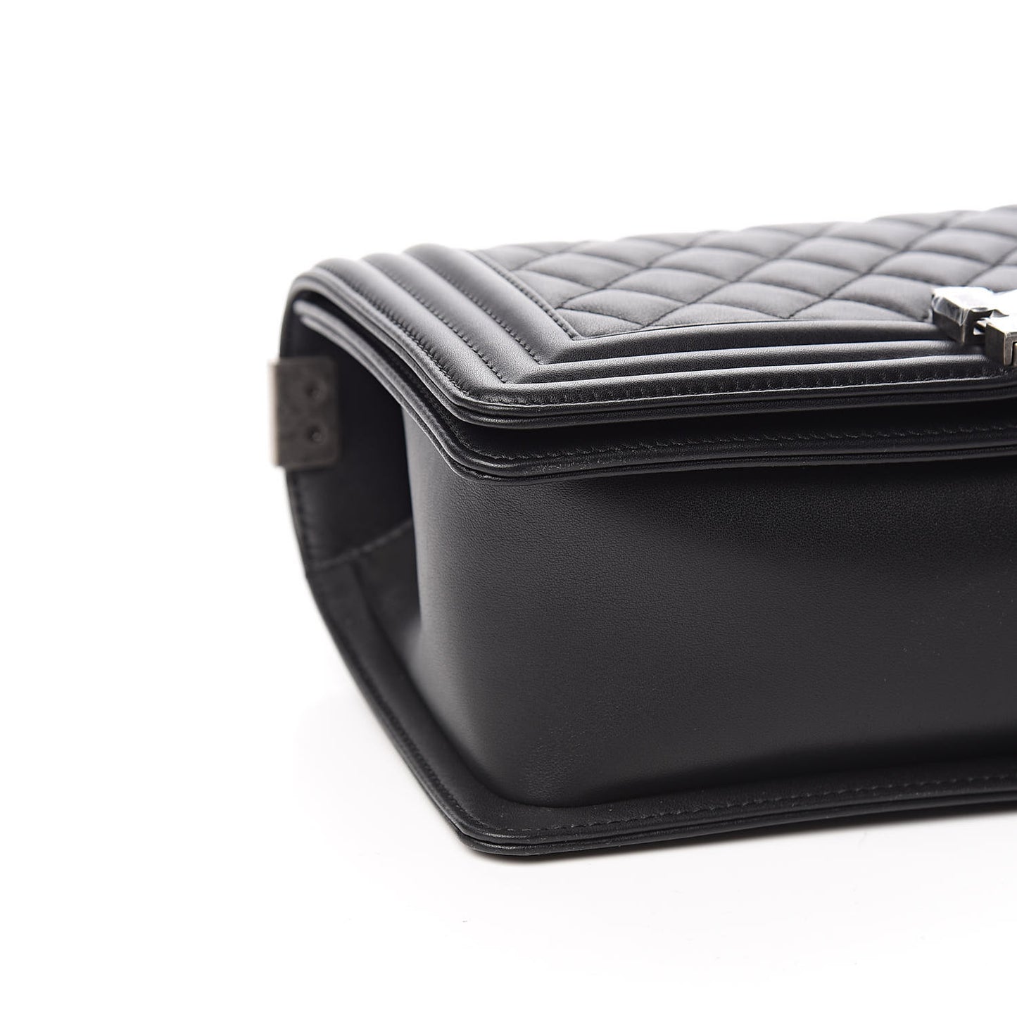 Calfskin Quilted Medium Boy Flap Black