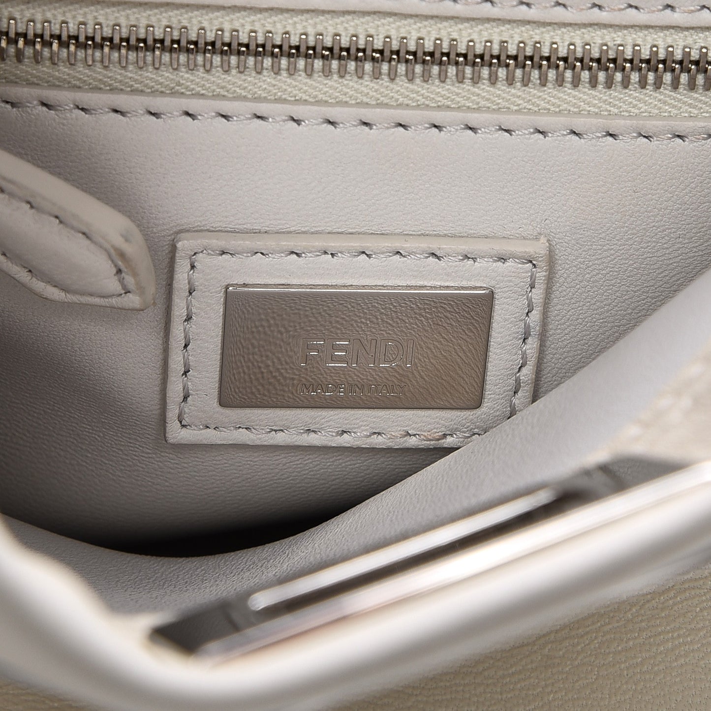 Nappa Lace Up Mini Peekaboo Iconic Satchel Bianco Carta