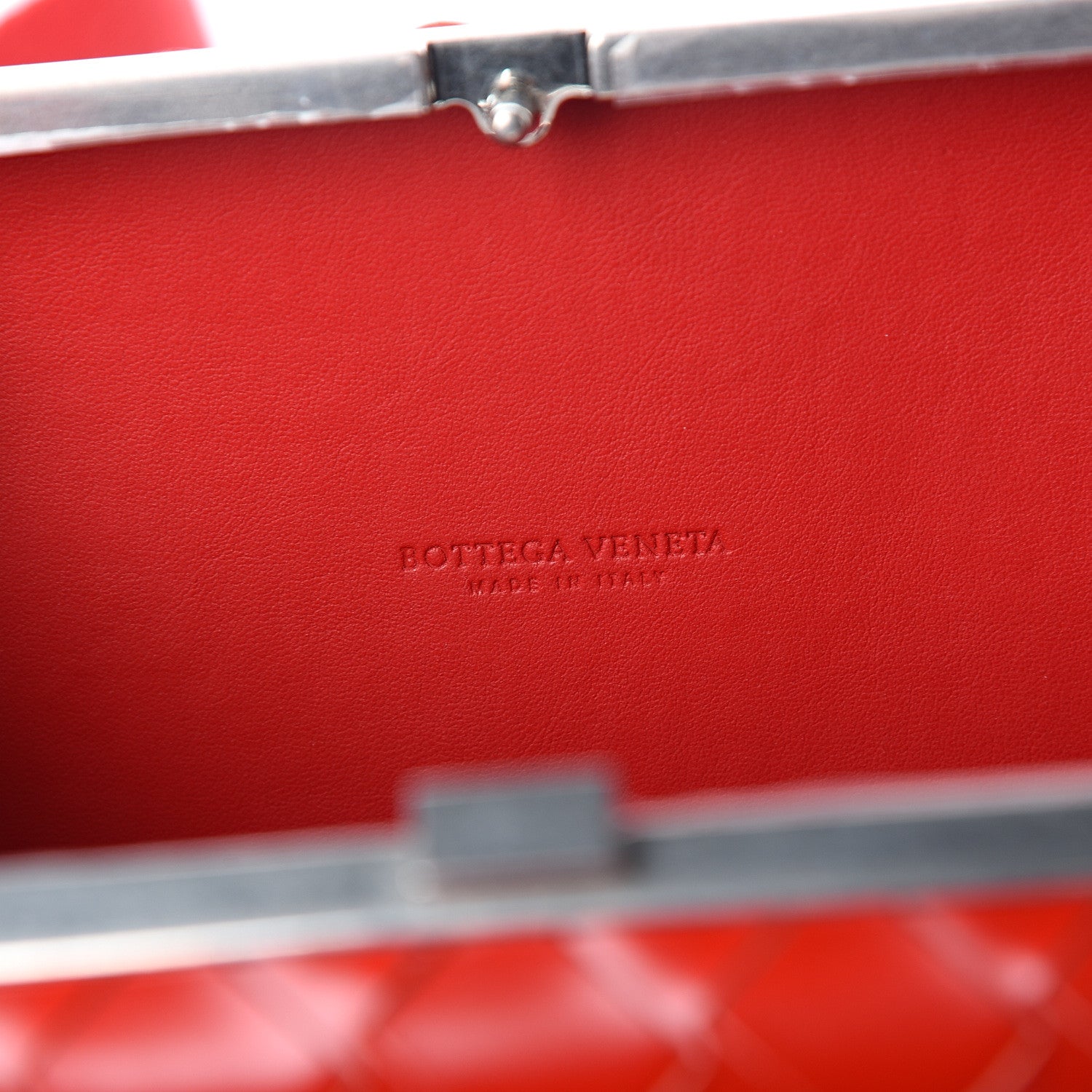 Bottega Veneta Spazzolato Intrecciato Mens Crossbody Messenger Bag Bright Red 5 of 7