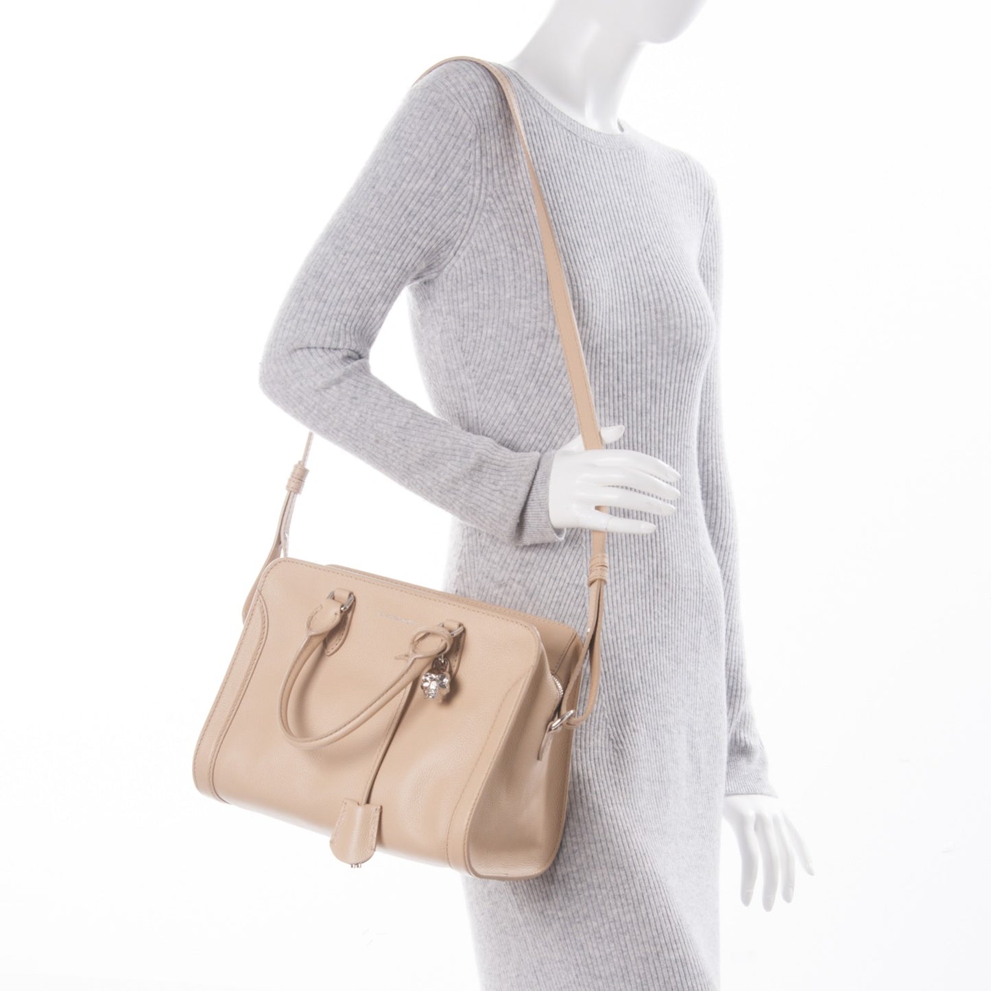Pebbled Calfskin Small Skull Padlock Zip Around Tote Blonde