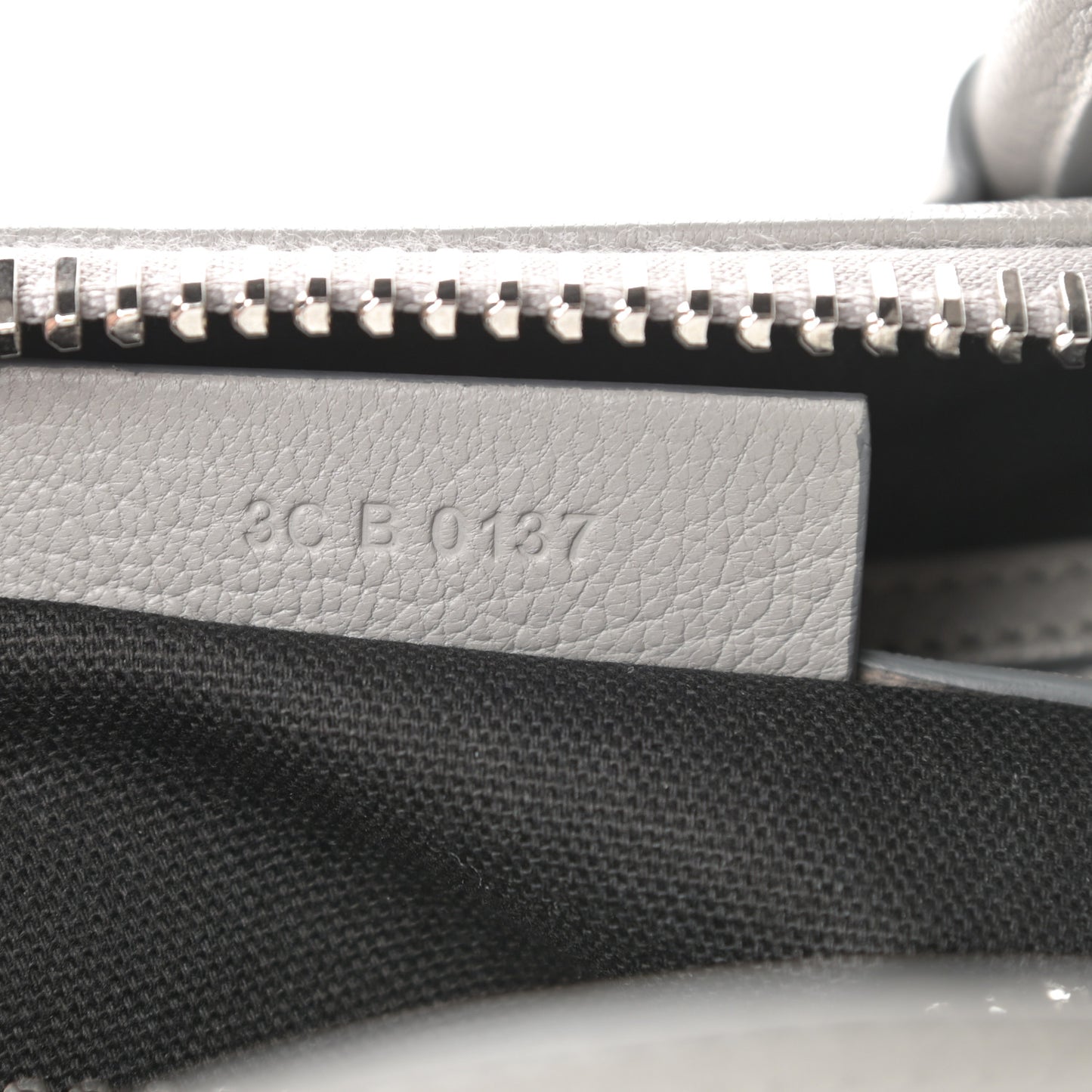Sugar Goatskin Mini Antigona Pearl Grey