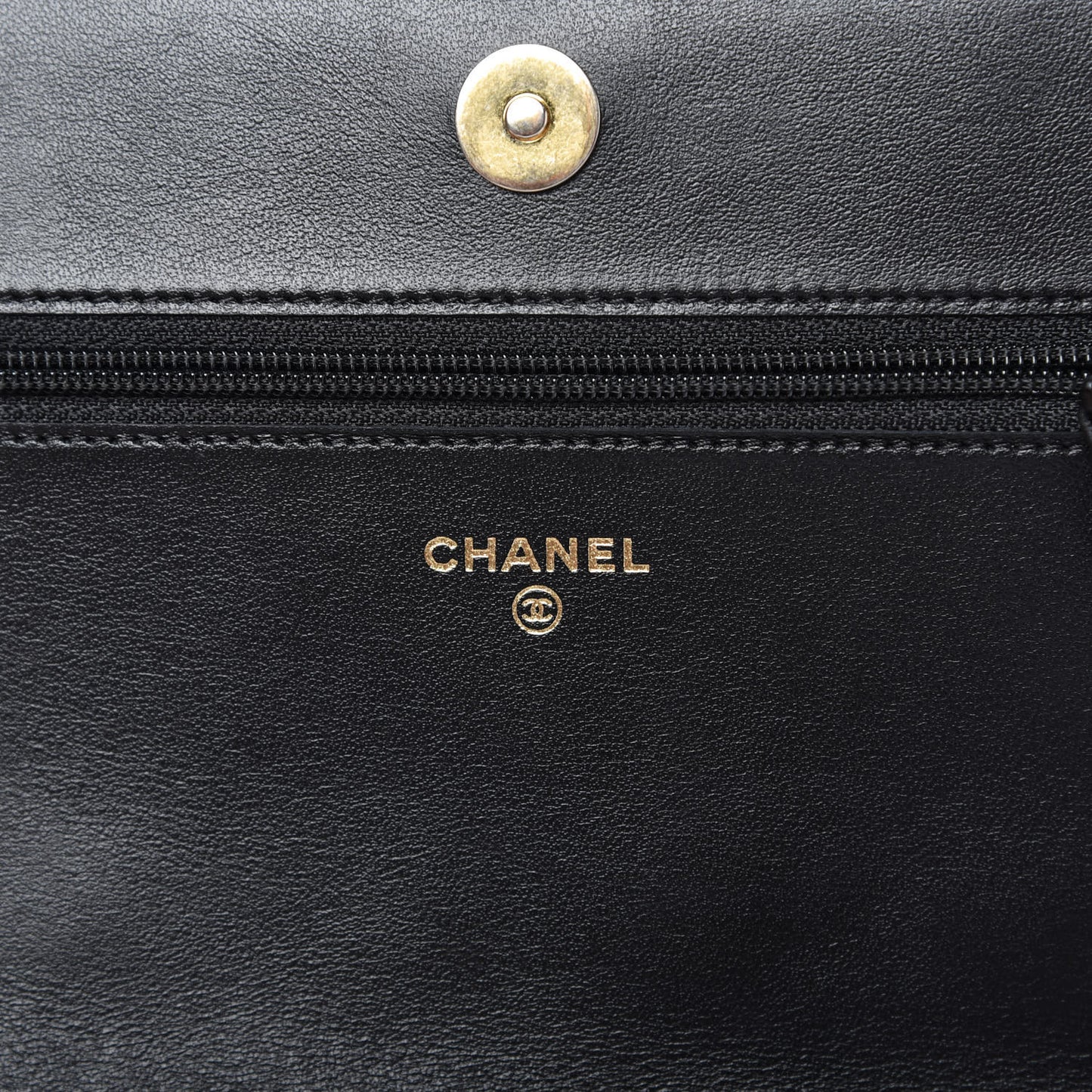 Caviar Quilted Boy Wallet On Chain WOC Black
