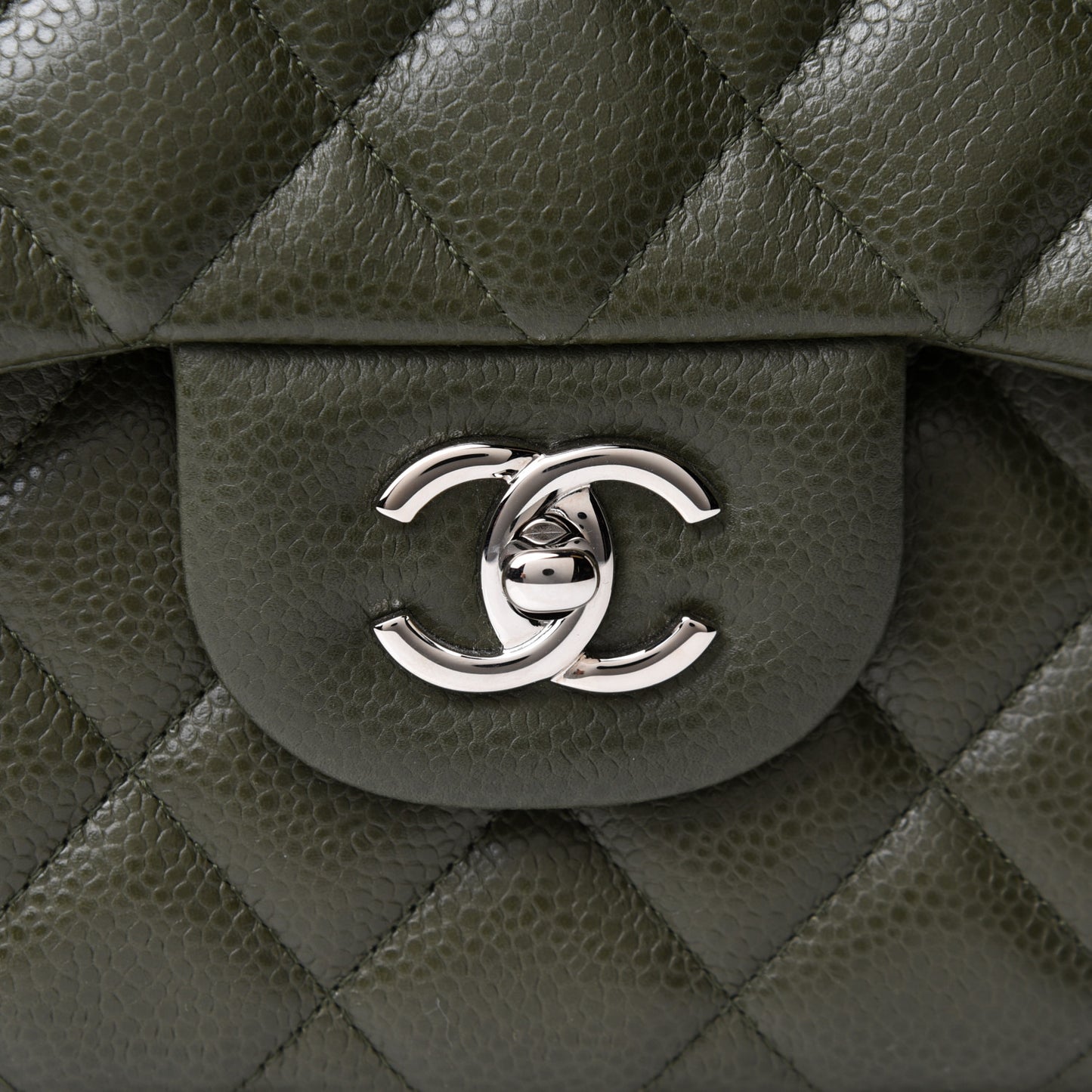 Caviar Quilted Jumbo Double Flap Dark Green