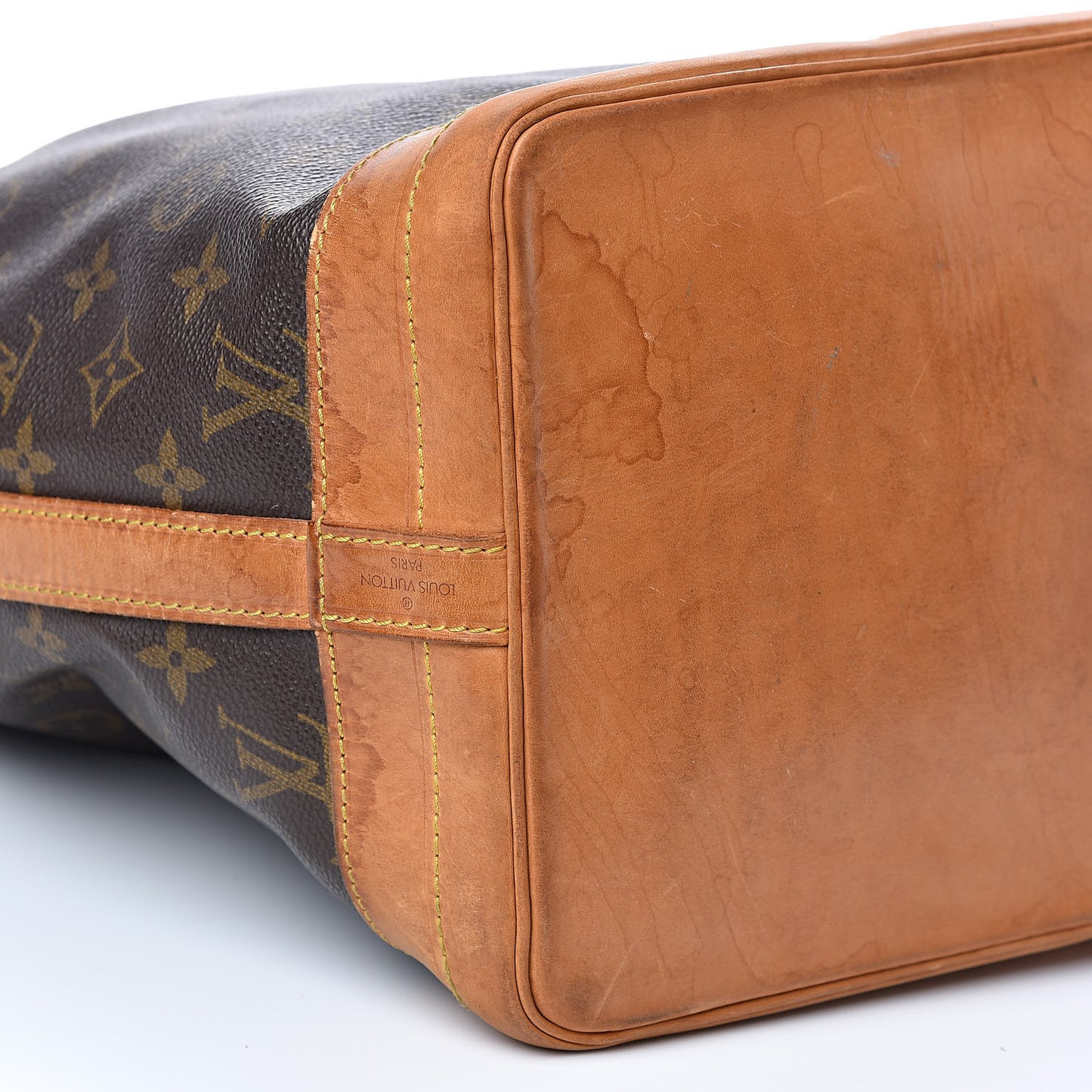 Monogram Noe