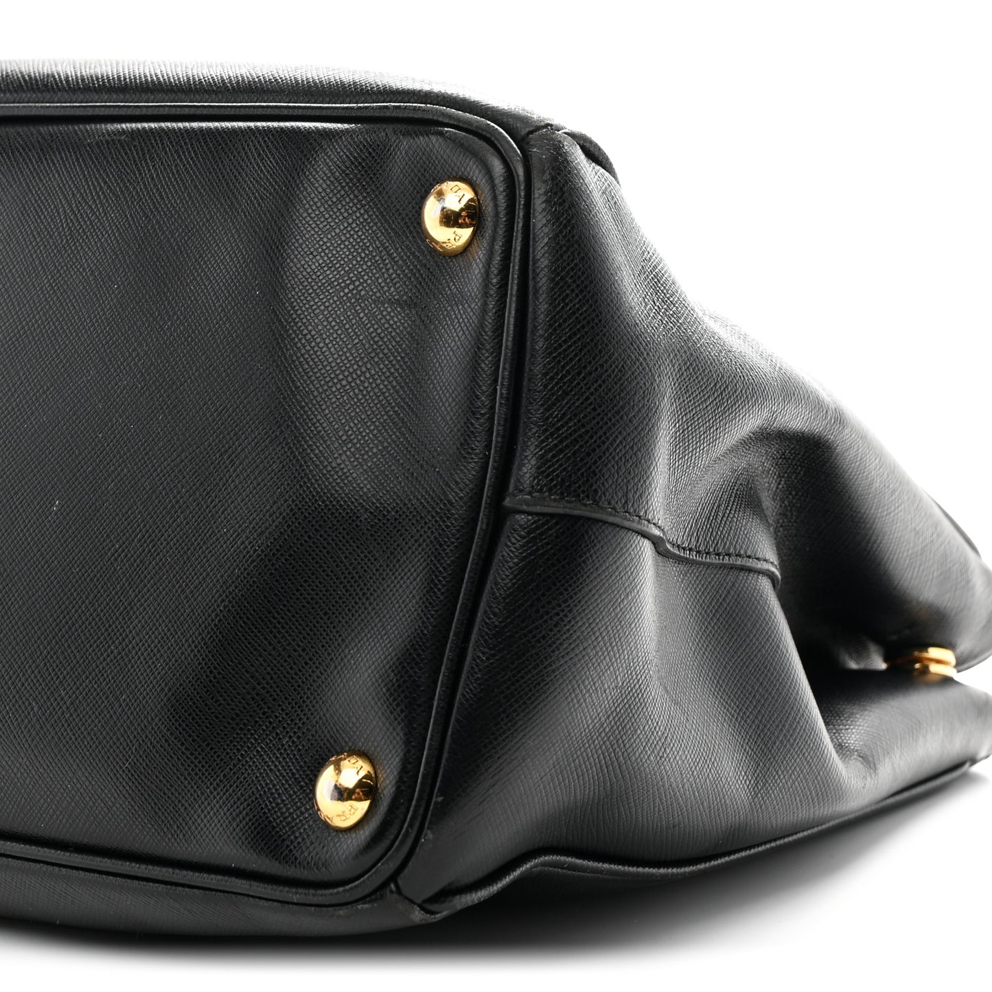 Saffiano Medium Galleria Double Zip Tote Black