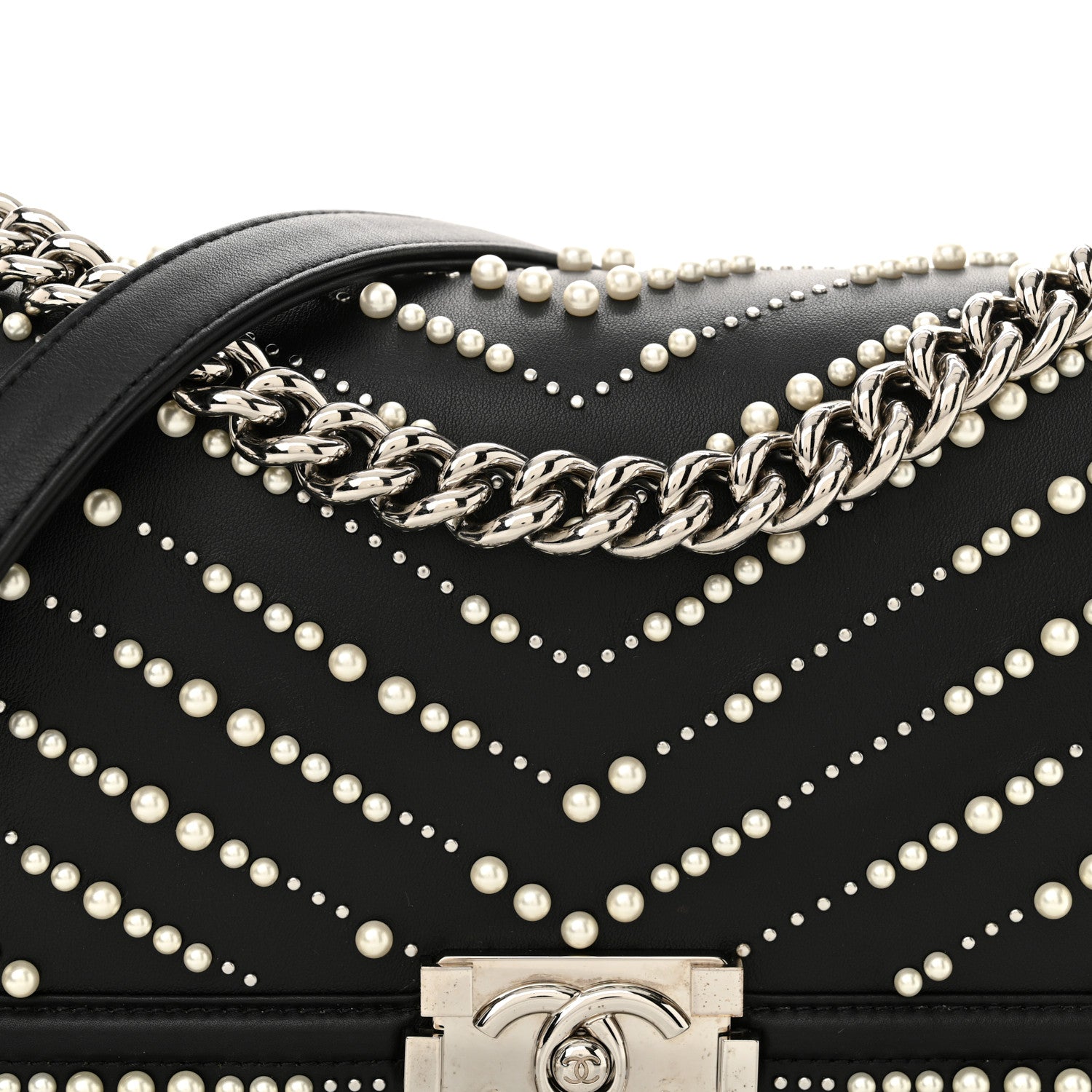 Chanel Calfskin Pearl Chevron Medium Boy Flap Black 8 of 12