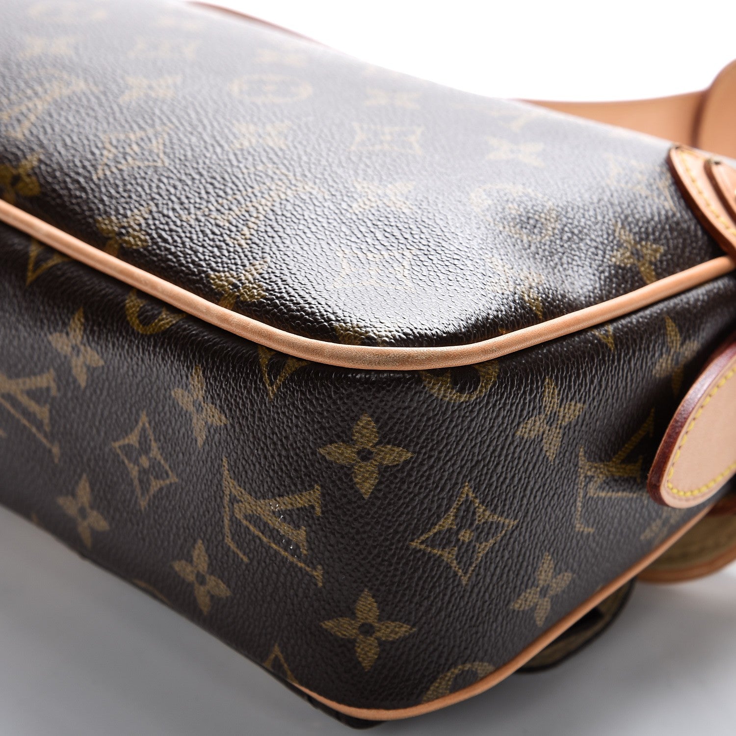 Louis Vuitton Monogram Hudson PM 12 of 13