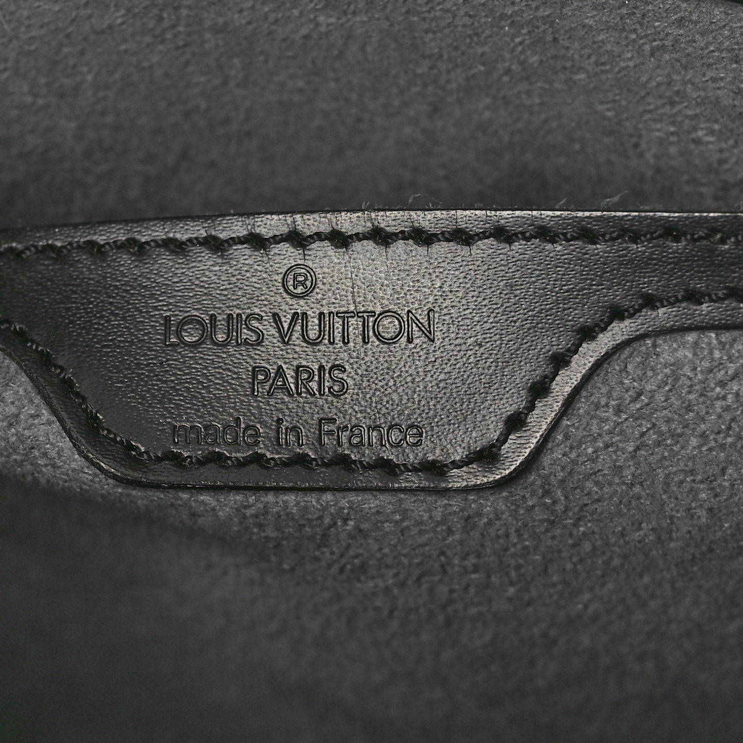 Epi Saint Jacques Long Straps PM Black