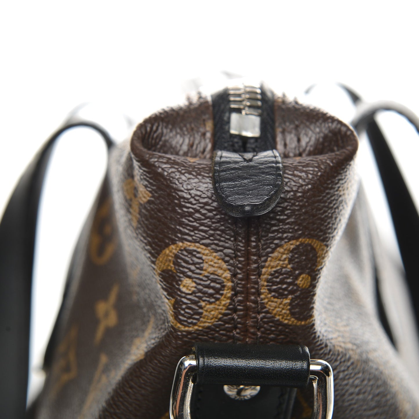 Monogram Macassar Kitan