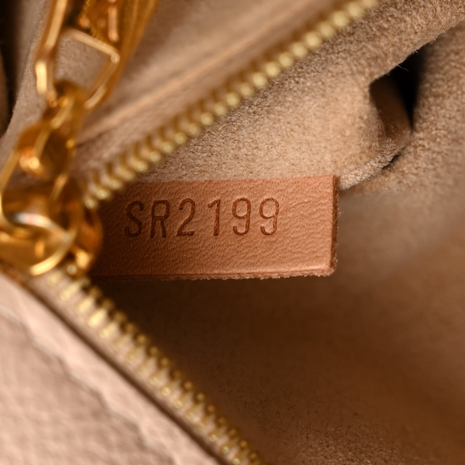 Louis Vuitton Calfskin Monogram On My Side MM Laurier Green Toffee Latte Beige 7 of 10