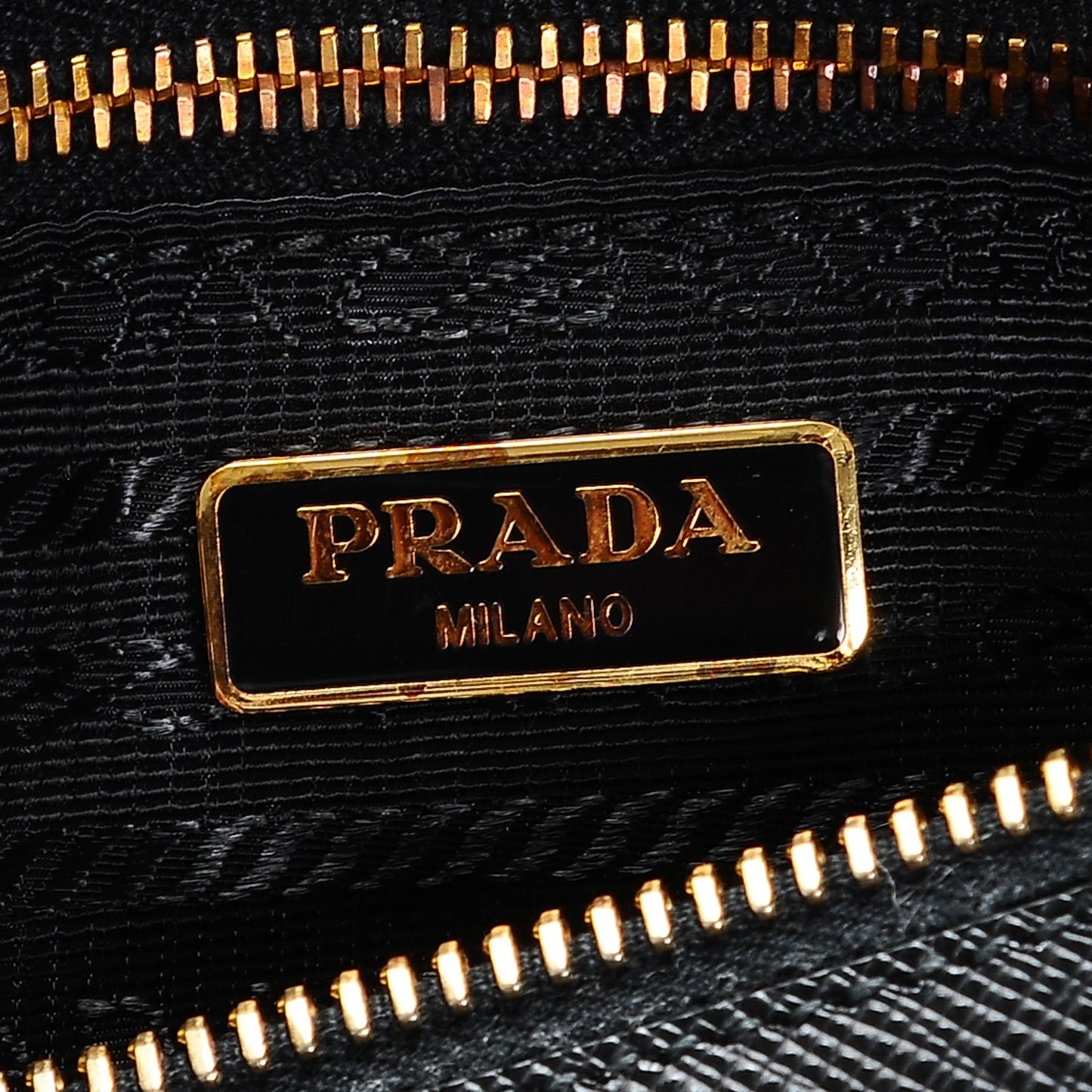 Saffiano Bow Wristlet Nero Black