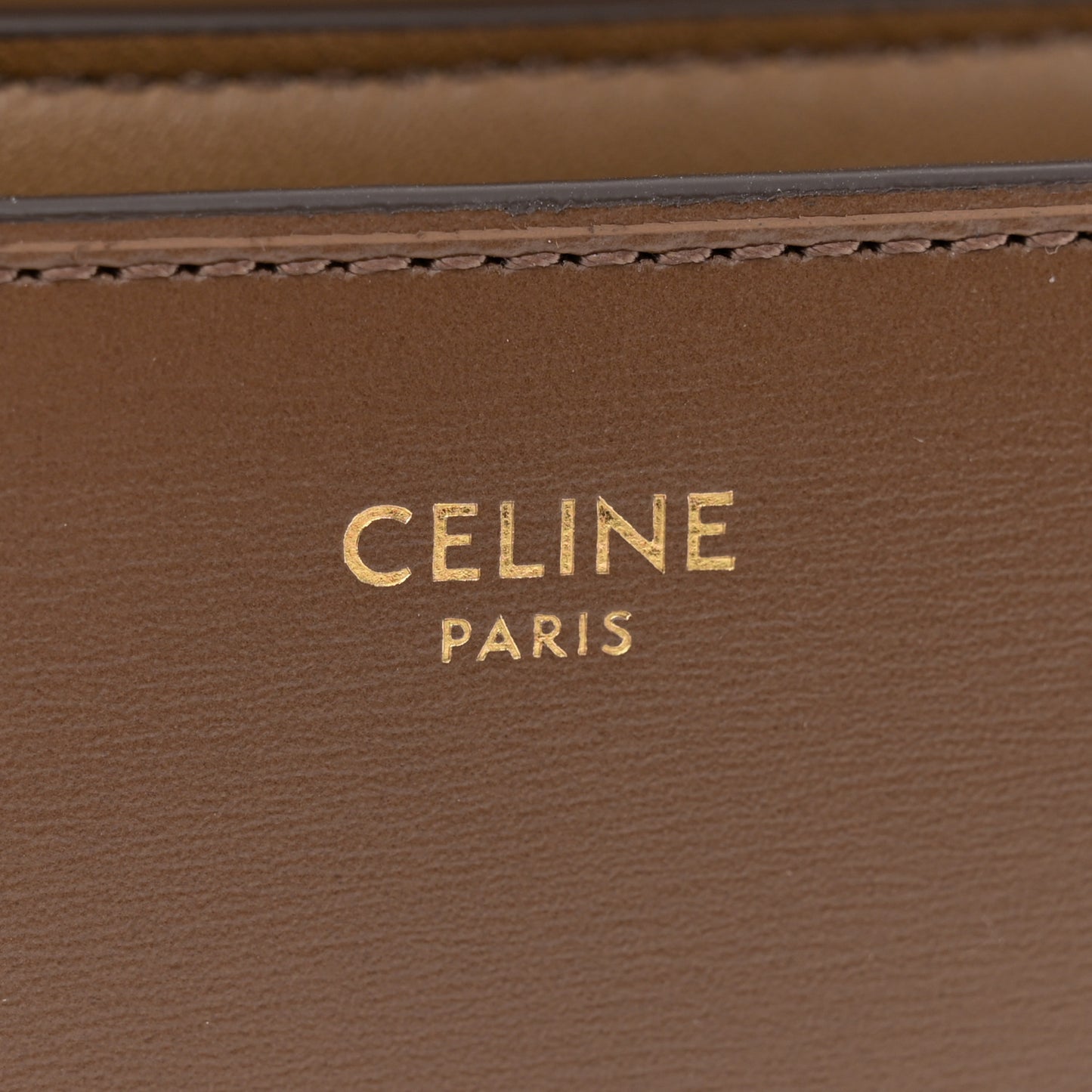 Box Calfskin Medium Classic Box Flap Bag Camel