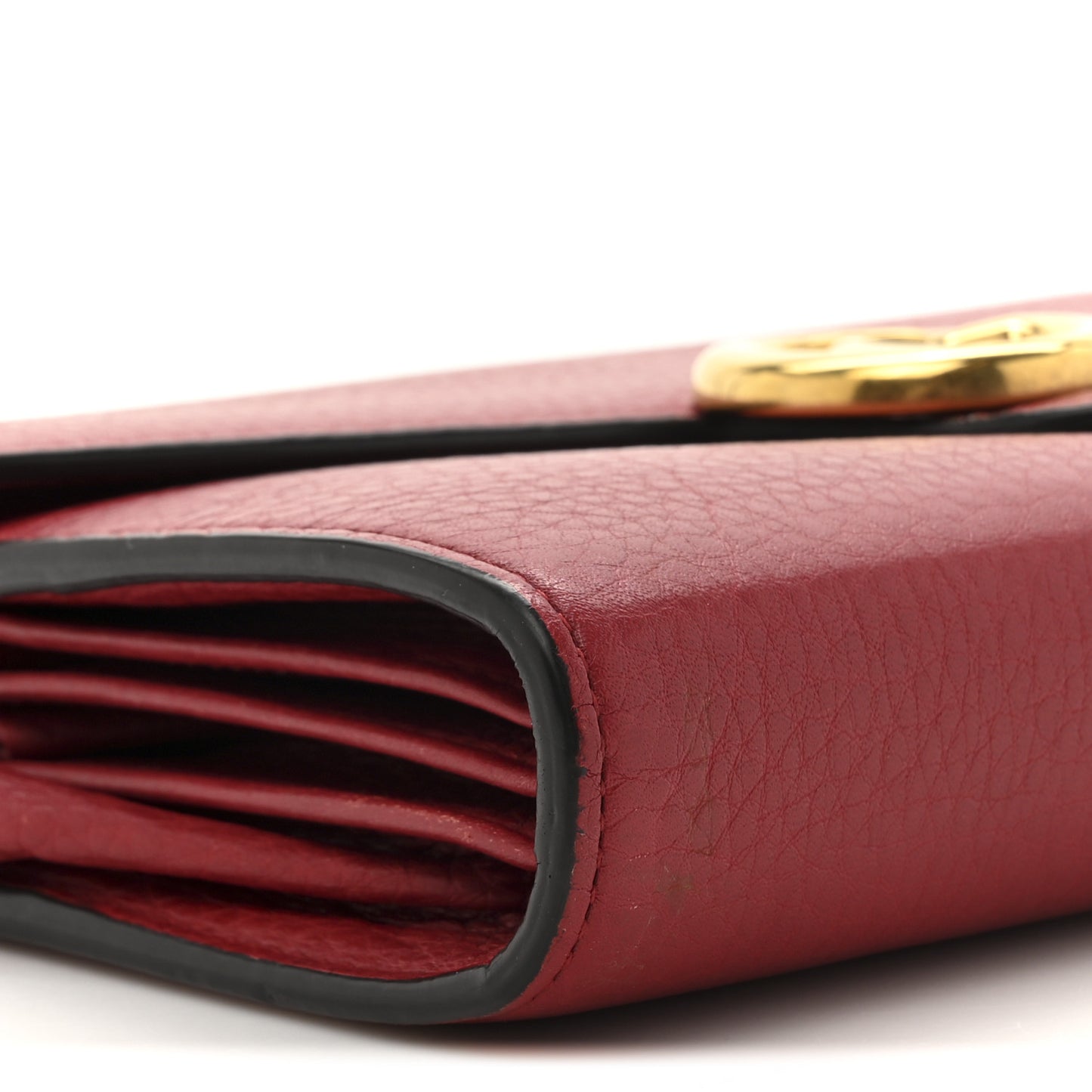 Calfskin Matelasse GG Marmont Chain Wallet Vulcanic Red