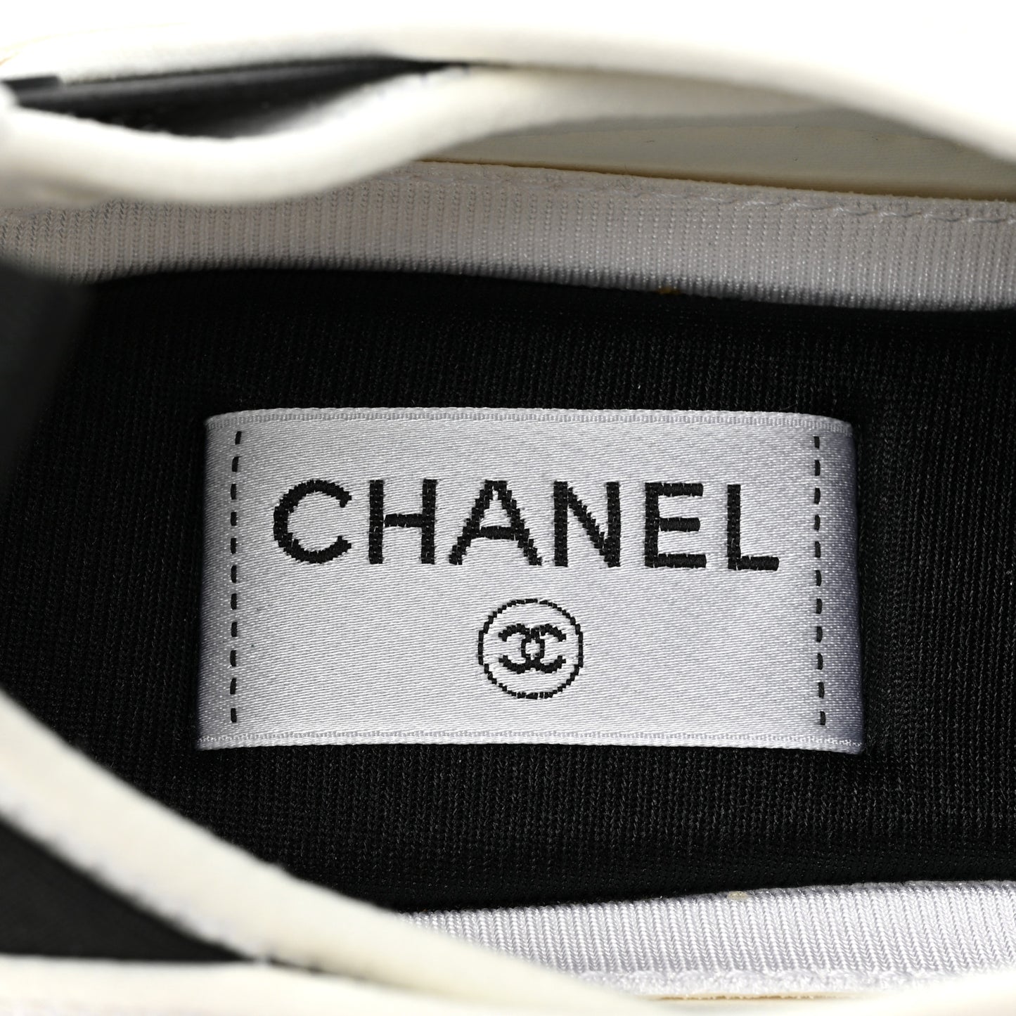 Velvet Calfskin Mixed Fibers CC Sneakers 38.5 Ivory Black