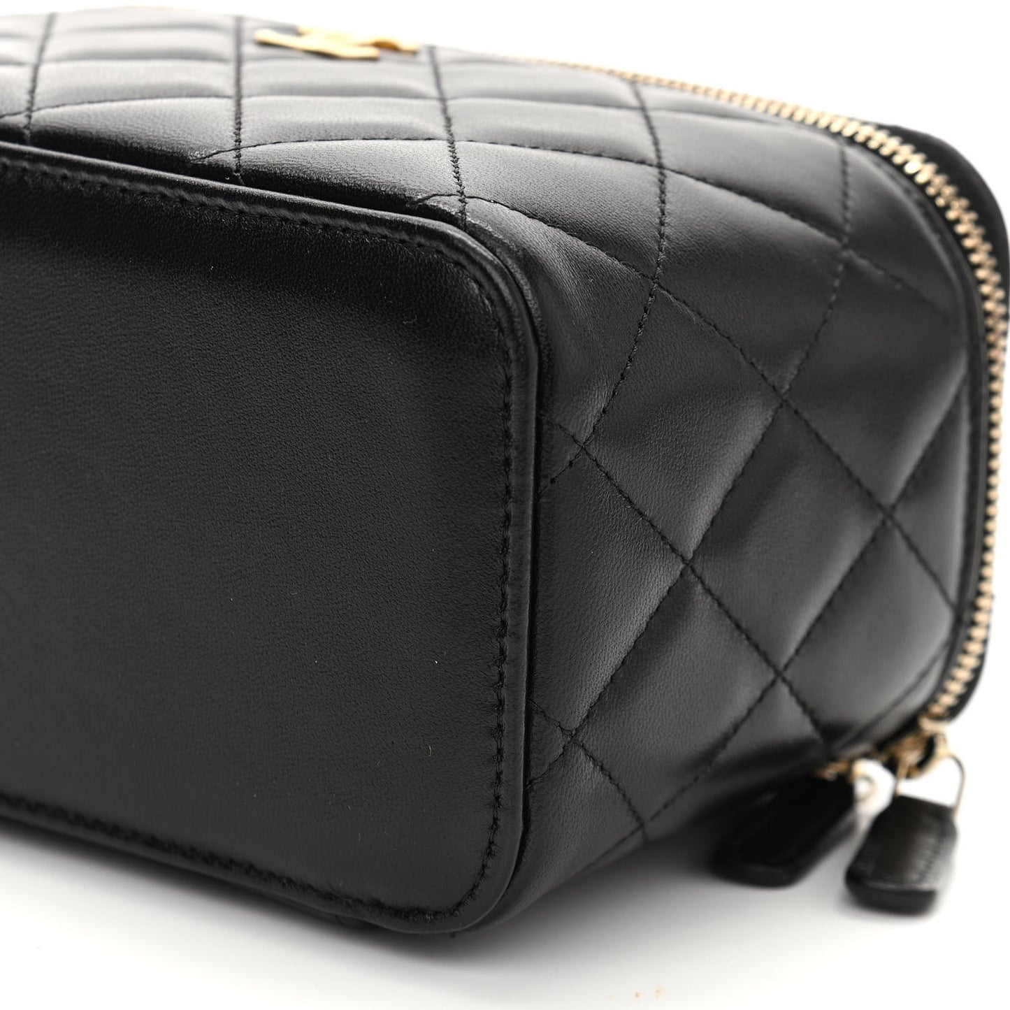 Lambskin Quilted Small Top Handle Vanity Case With Chain Black