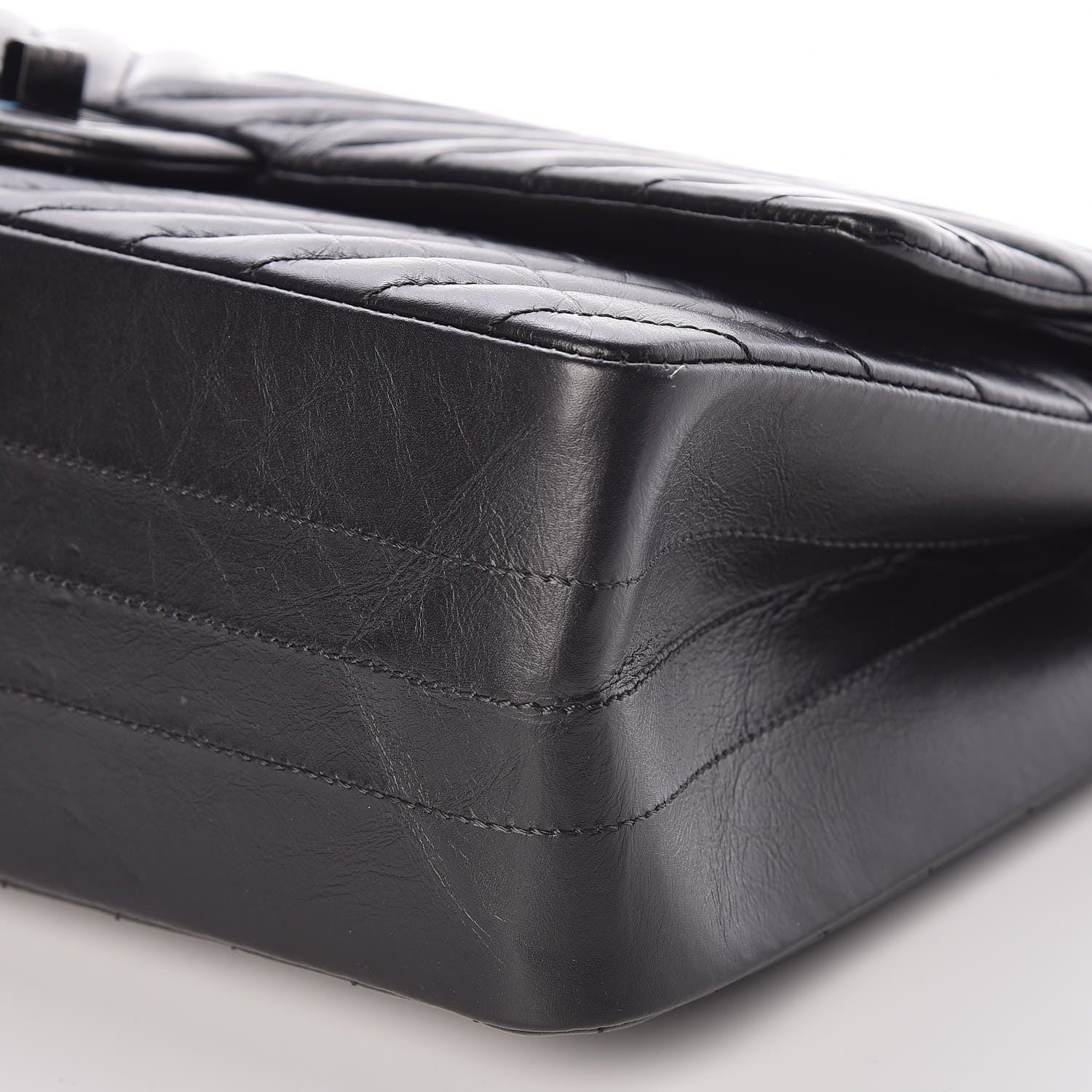 Chanel Aged Calfskin Chevron Quilted 2.55 Reissue 226 So Black 9 of 10