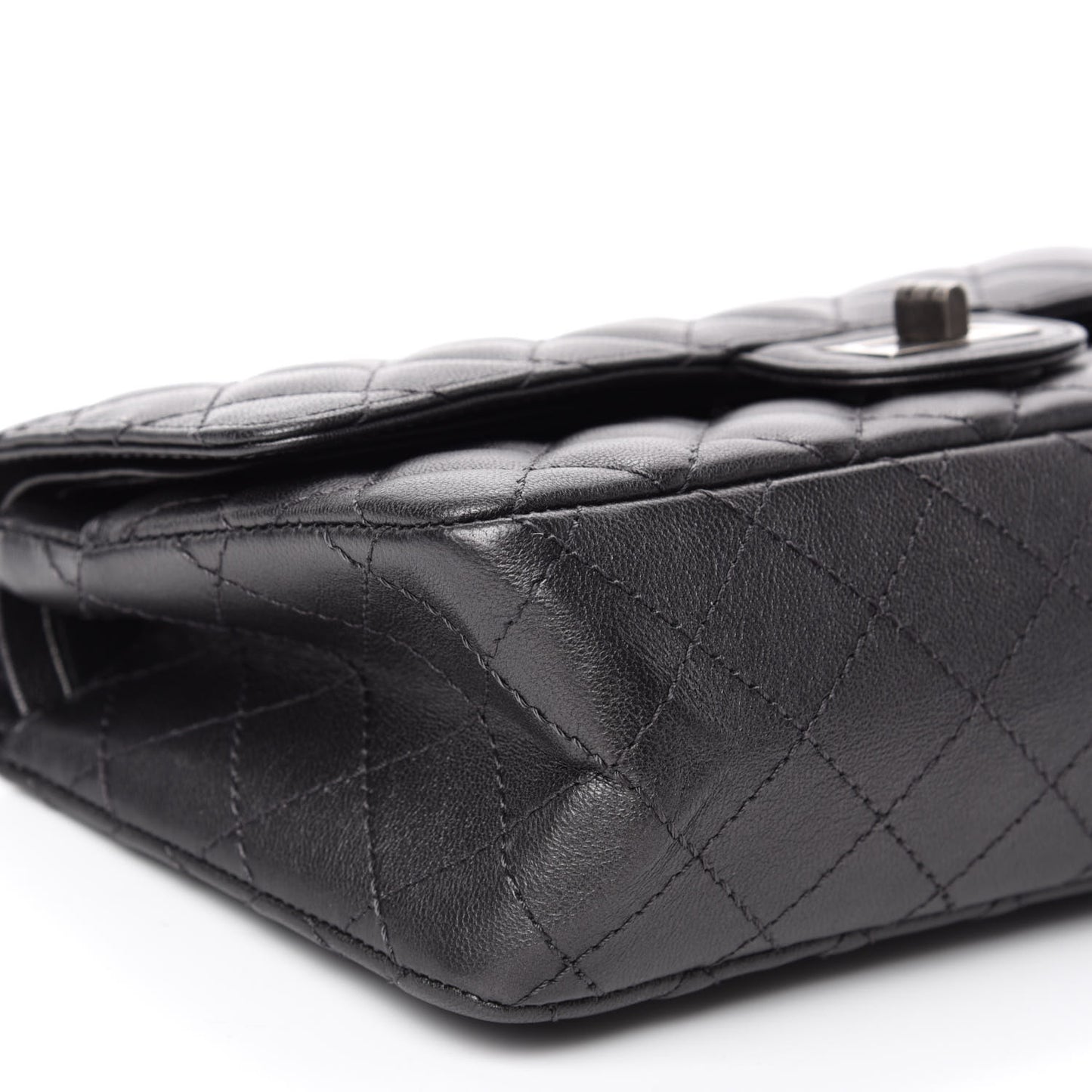 Metallic Sheepskin Quilted 2.55 Reissue 225 Flap Black