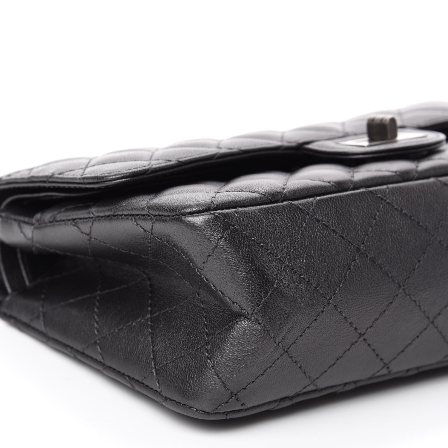 Chanel Metallic Sheepskin Quilted 2.55 Reissue 225 Flap Black 6 of 10