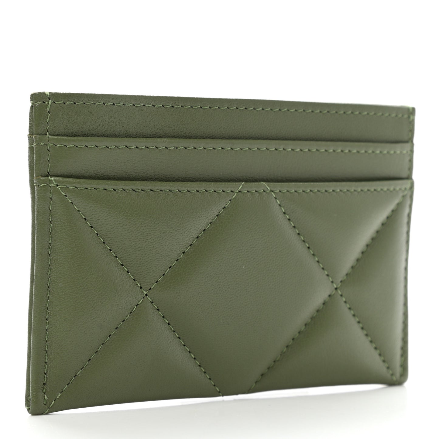 Lambskin Quilted Chanel 19 Card Holder Green