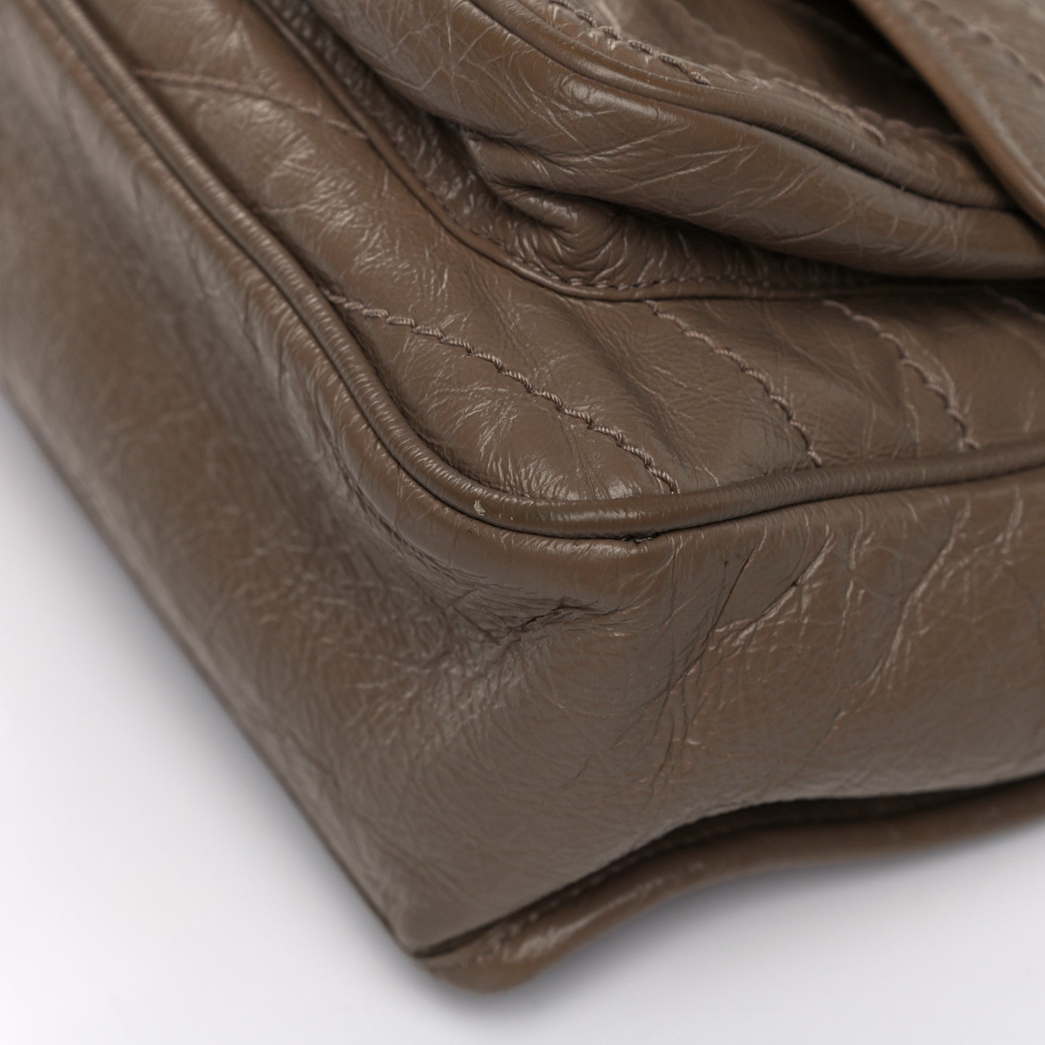Saint Laurent Crinkled Calfskin Matelasse Monogram Medium Niki Chain Satchel Light Taupe 19 of 27