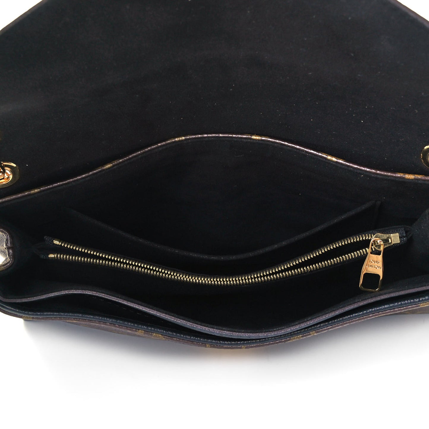 Monogram Pallas Chain Black