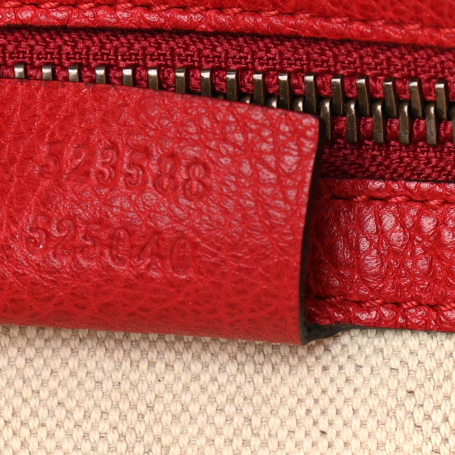 Gucci Grained Calfskin Logo Half Moon Hobo Red 7 of 11