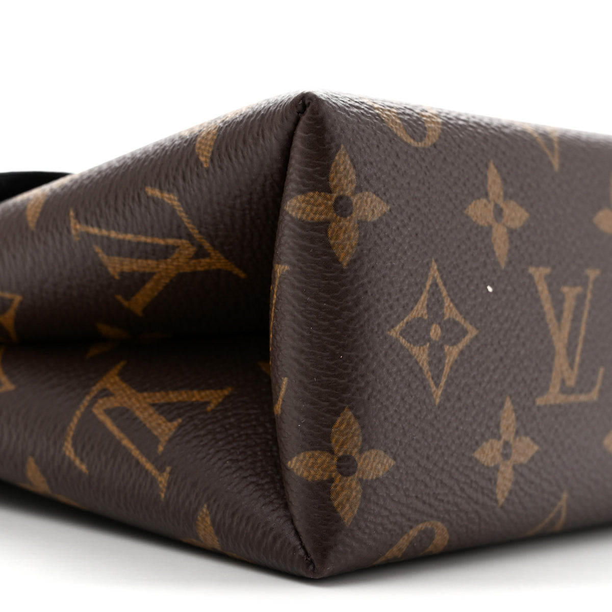 Louis Vuitton Monogram Locky BB Black 14 of 23