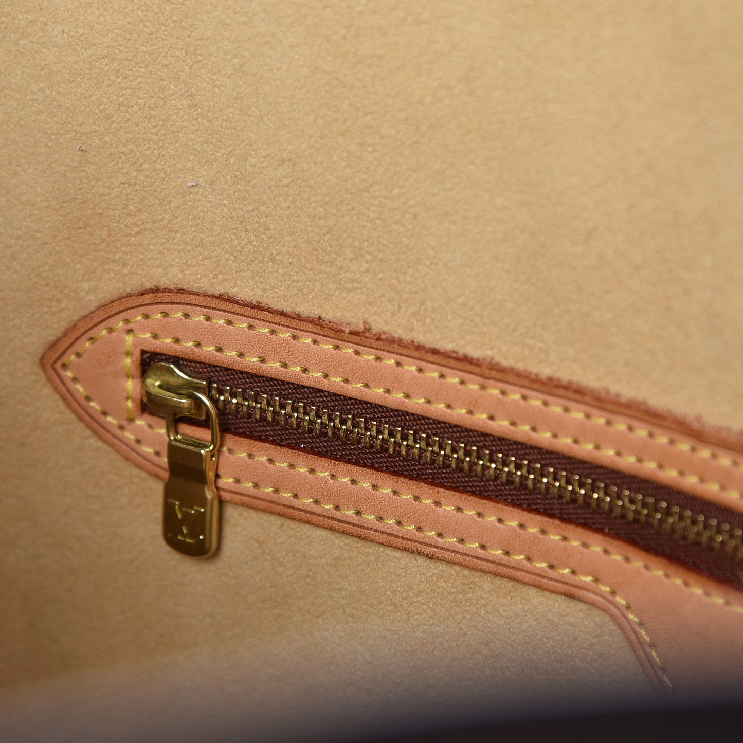 Monogram Babylone