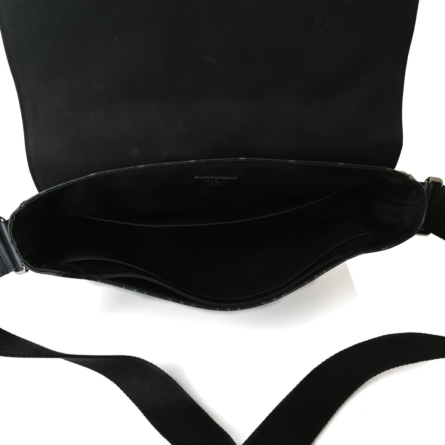 Louis Vuitton Monogram Eclipse District MM 5 of 13