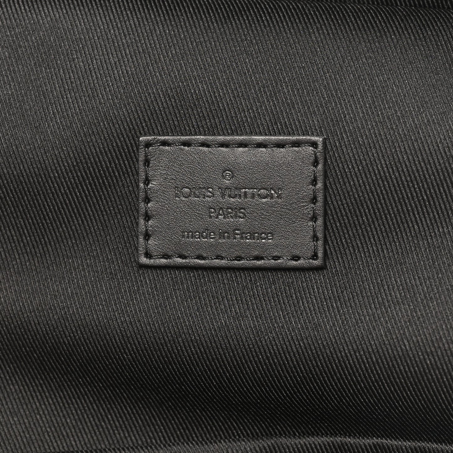 Damier Infini Avenue Sling Bag Onyx
