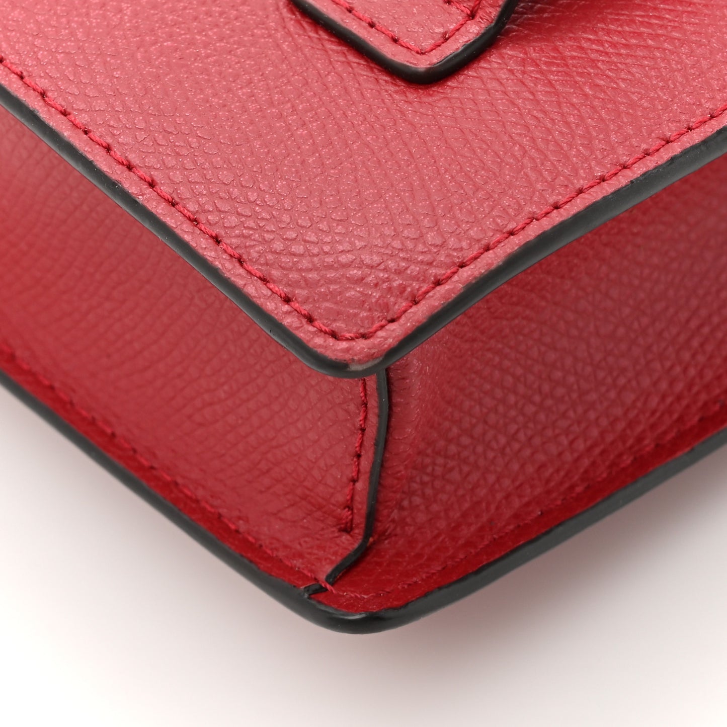 Vitello Cruise F is Fendi Envelope Belt Bag Fragola