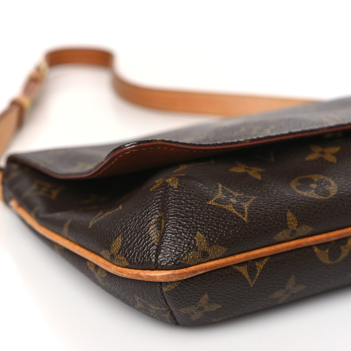 Monogram Musette Tango