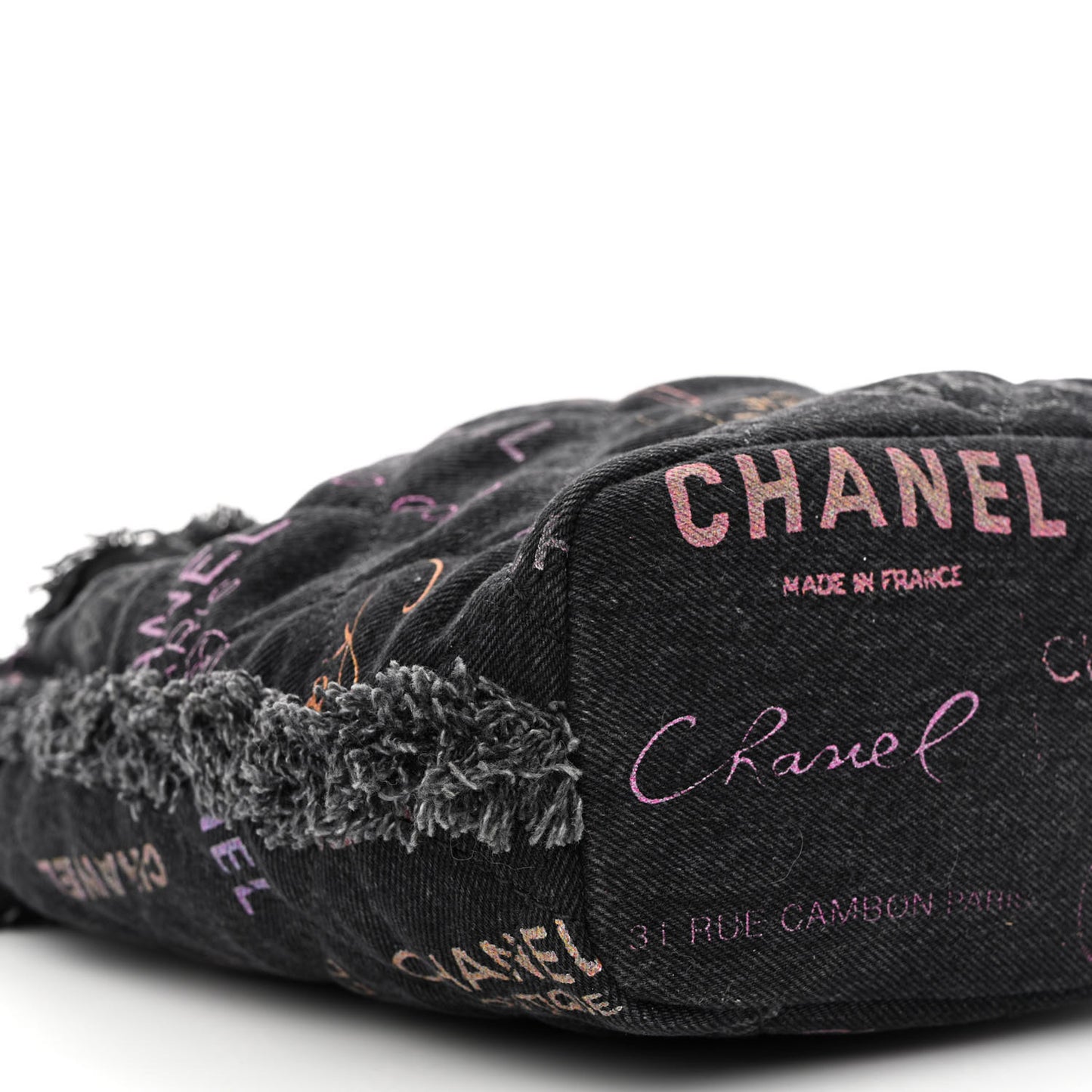 Denim Quilted Mood Bucket With Chain Black Multicolor