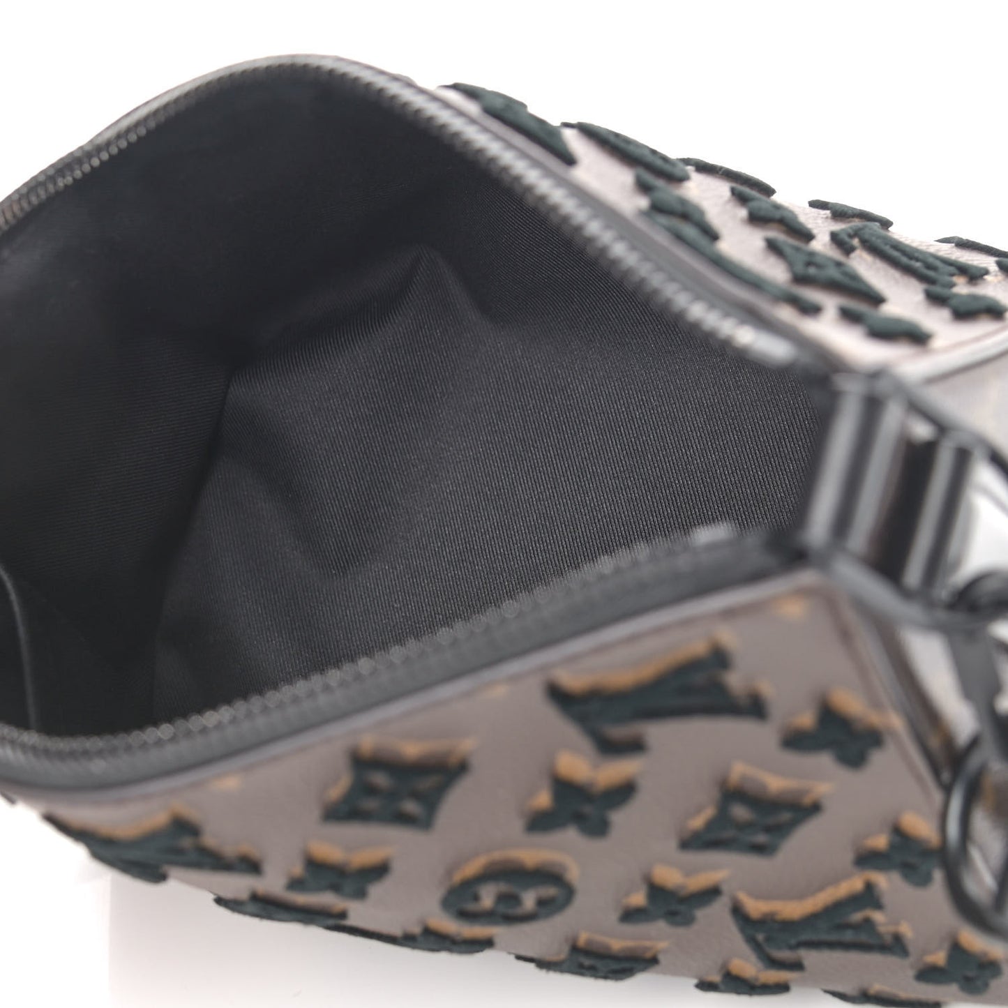 Monogram Tuffetage Triangle Messenger Black
