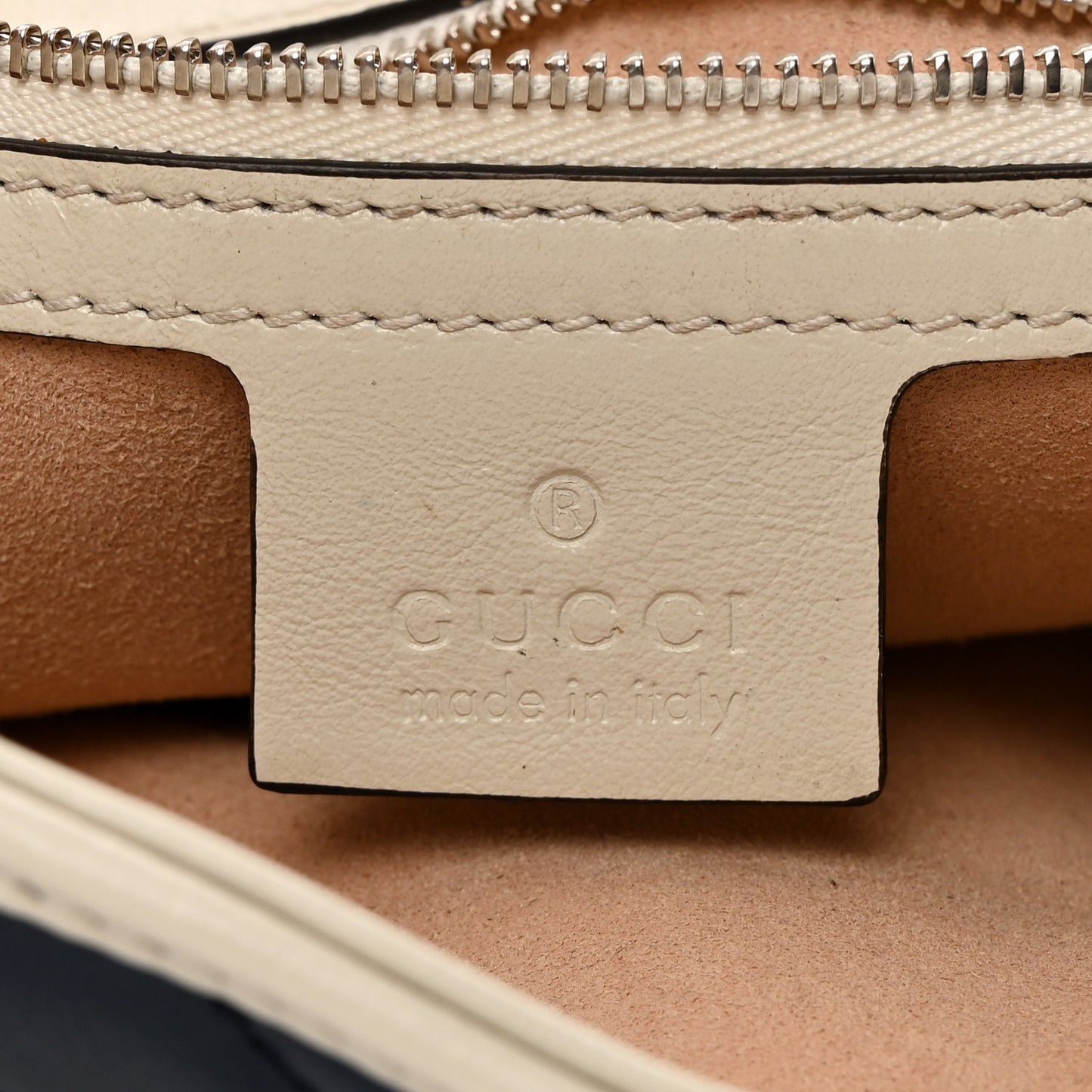 Vintage Effect Calfskin Matelasse Diagonal Small Torchon GG Marmont Shoulder Bag Blue Agata Mystic White