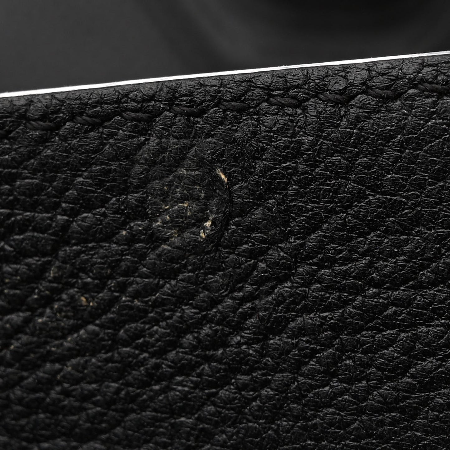 Sugar Goatskin Medium Antigona Black