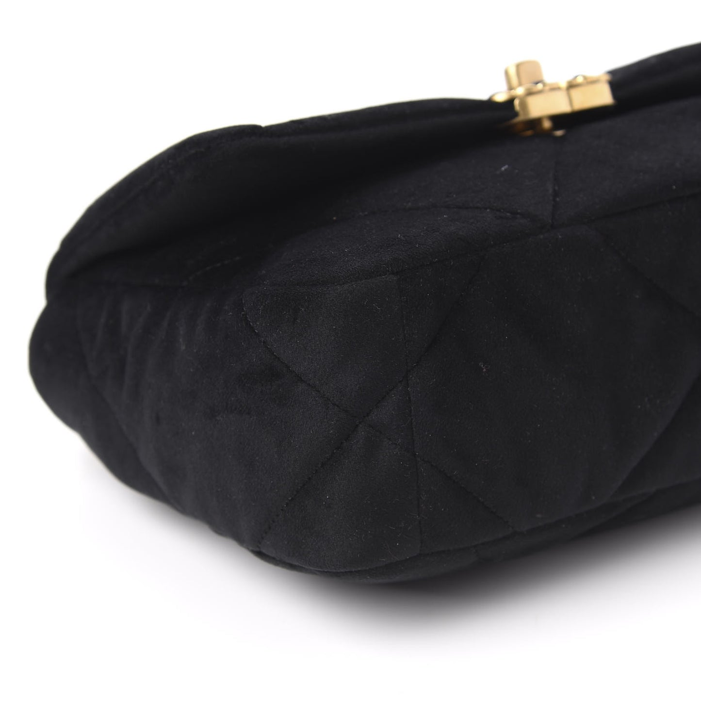 Velvet Quilted Medium 19 Flap Black