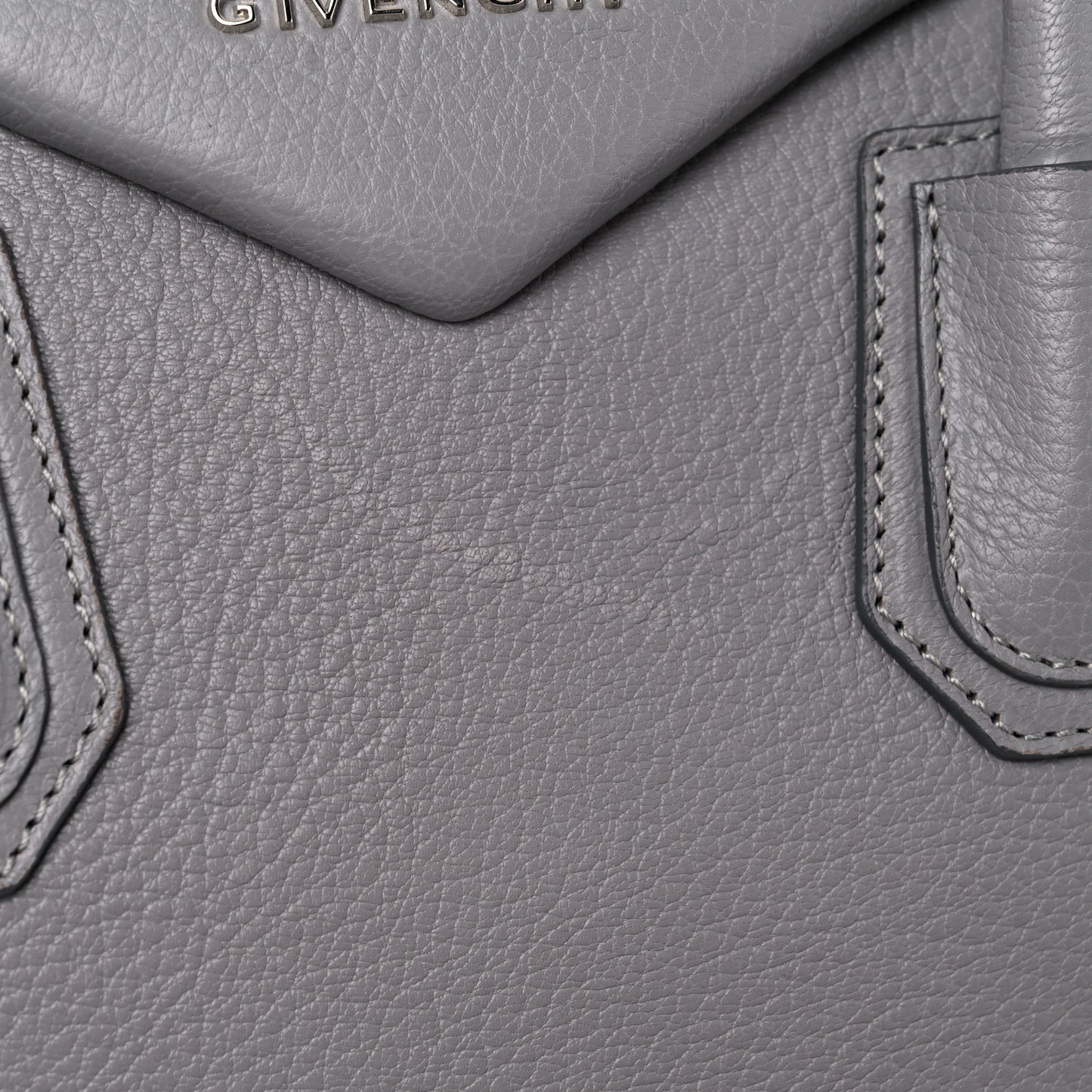 Sugar Goatskin Small Antigona Pearl Grey