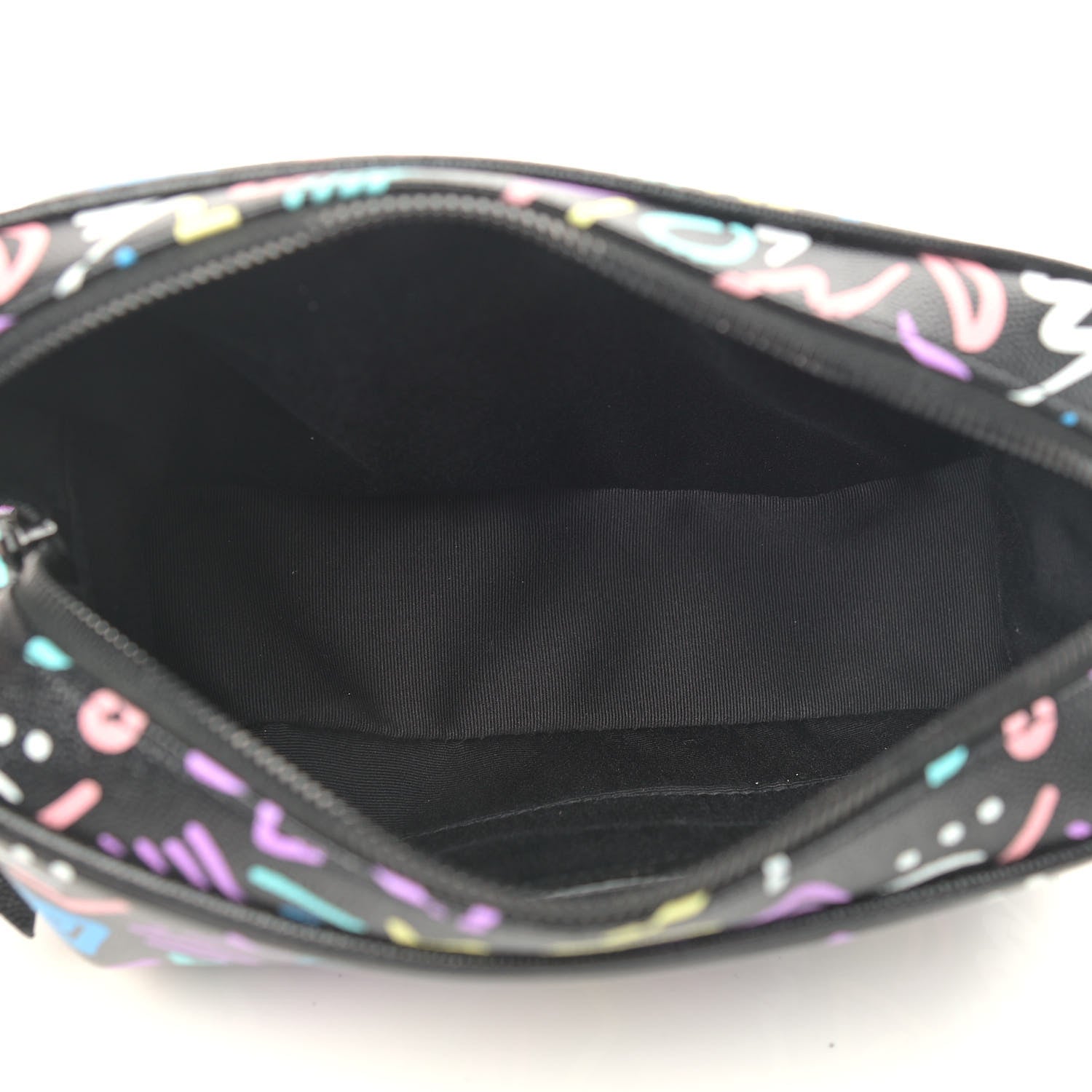 Saint Laurent Grain De Poudre Medium Classic Monogram Multicolor Graphic Print Lou Camera Bag Black 5 of 9