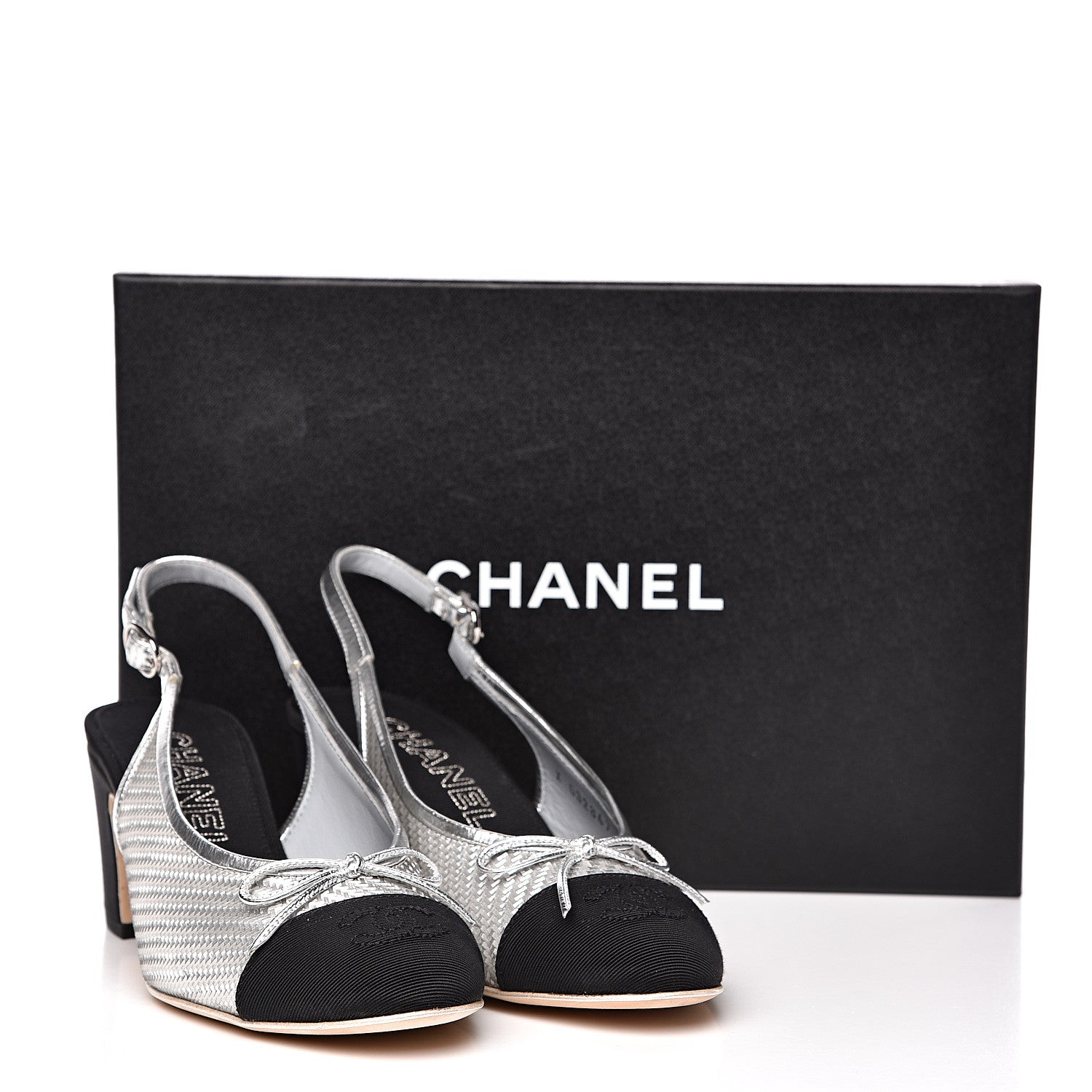 Chanel Woven Plastic Grosgrain Cap Toe CC Slingback Pumps 38 Black Silver 10 of 10