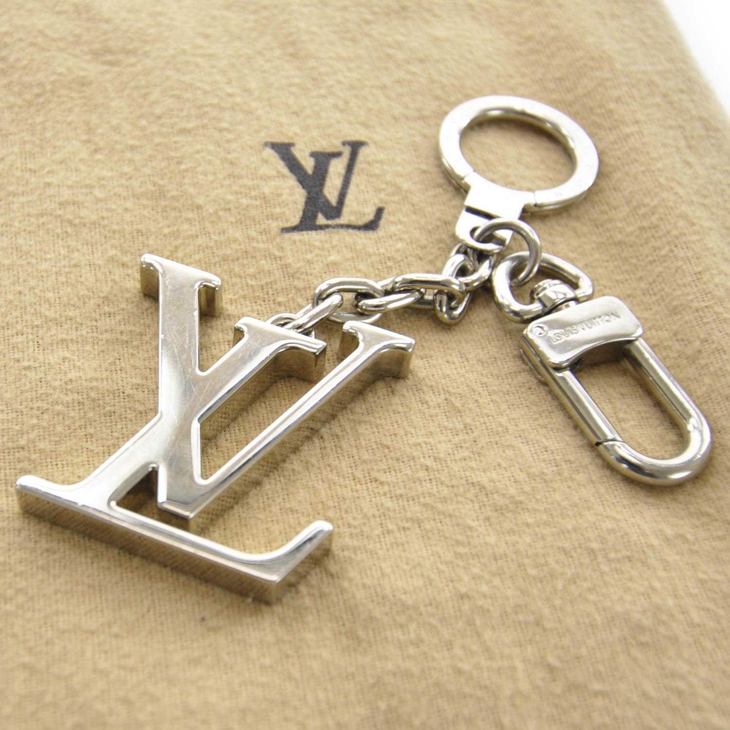 Louis Vuitton LV Facettes Key Holder Silver 1 of 4