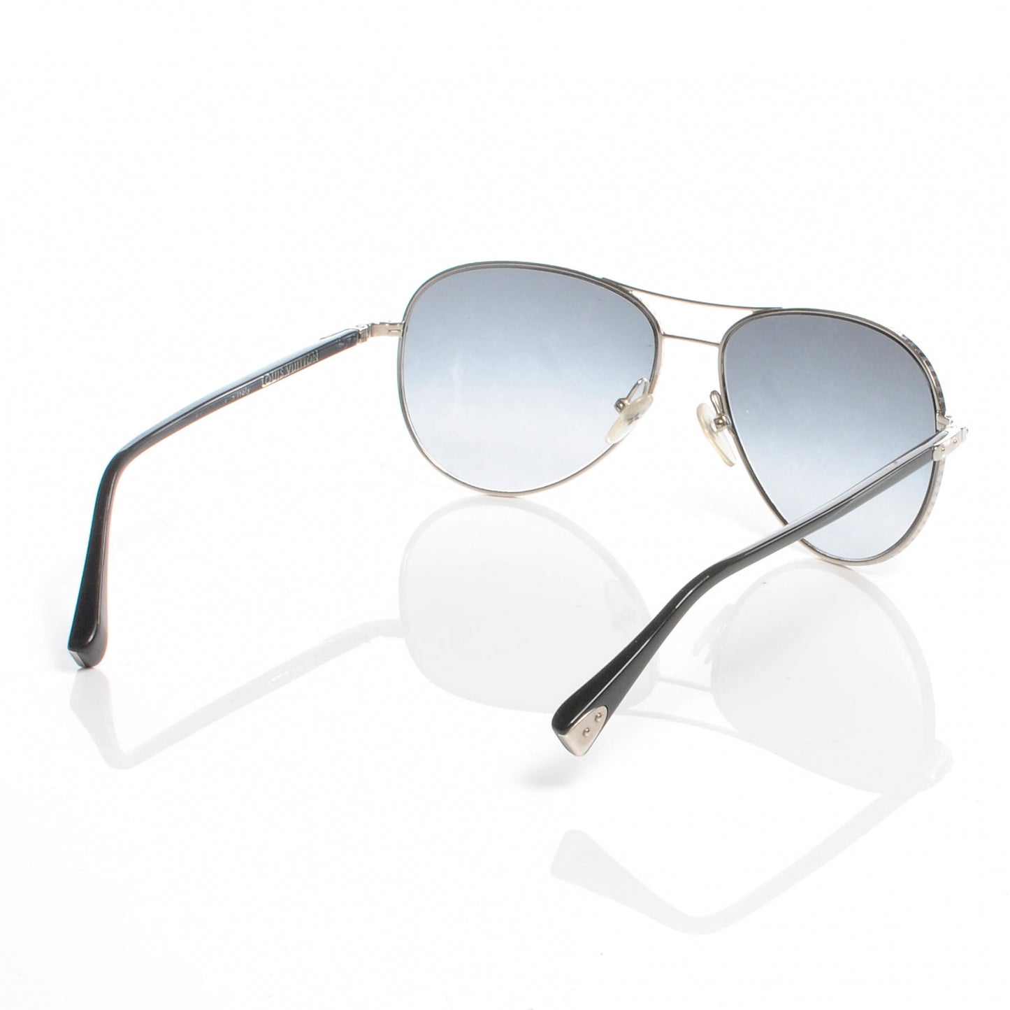 Conspiration Pilote Aviator Sunglasses Argent