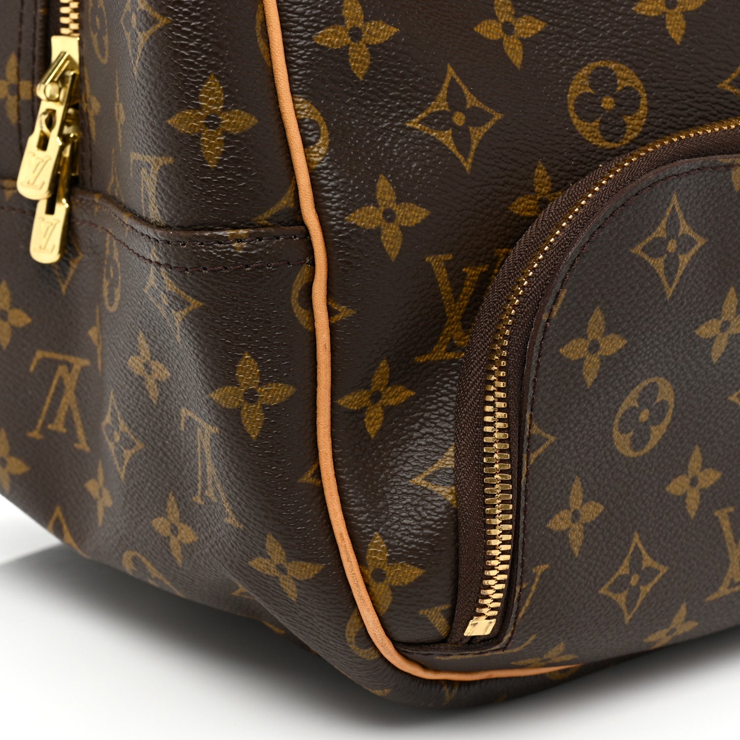 Louis Vuitton Monogram Evasion Sports Bag 11 of 13