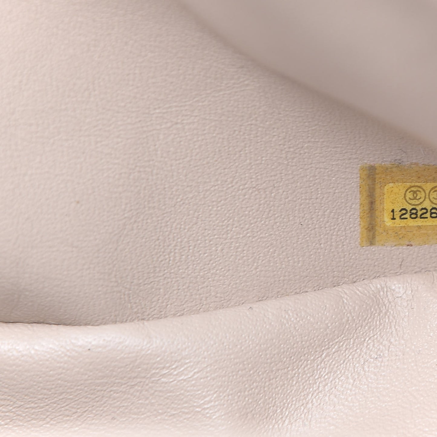 Caviar Quilted Jumbo Single Flap Beige Clair