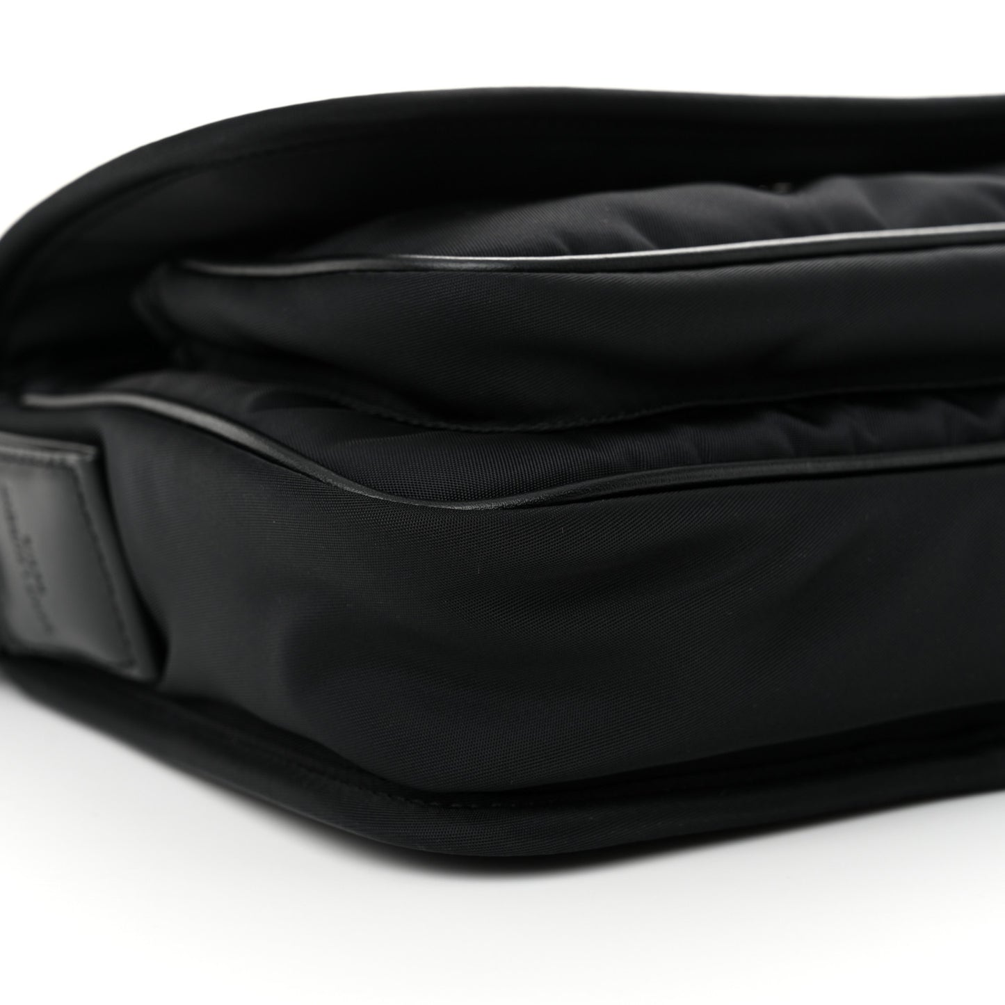 Econyl Nylon Small Niki Messenger Black