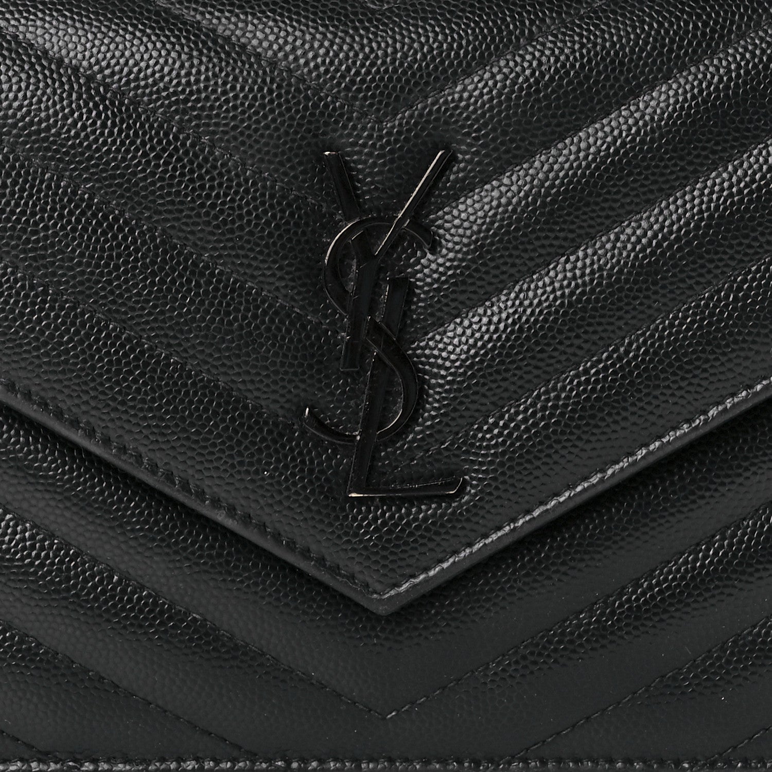 Saint Laurent Grain De Poudre Matelasse Chevron Monogram Monochrome Envelope Chain Wallet Black 8 of 11