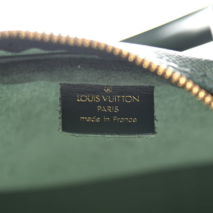 Louis Vuitton Taiga Kendall GM Epicea 5 of 11