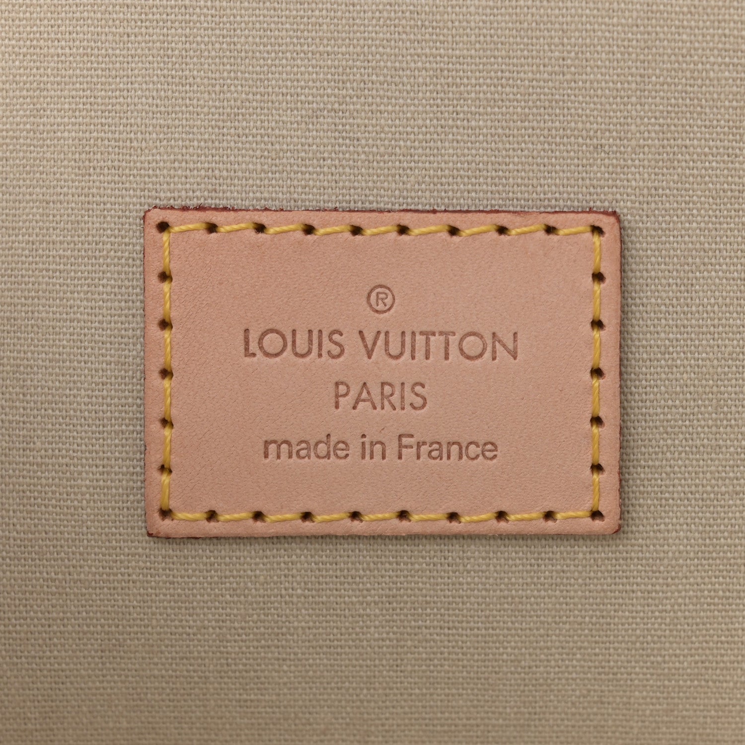 Louis Vuitton Vernis Alma PM Blanc Corail 6 of 10